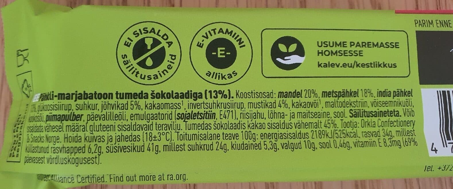 Kaöev Nut And Berry Bar With Dark Chocolate packshot