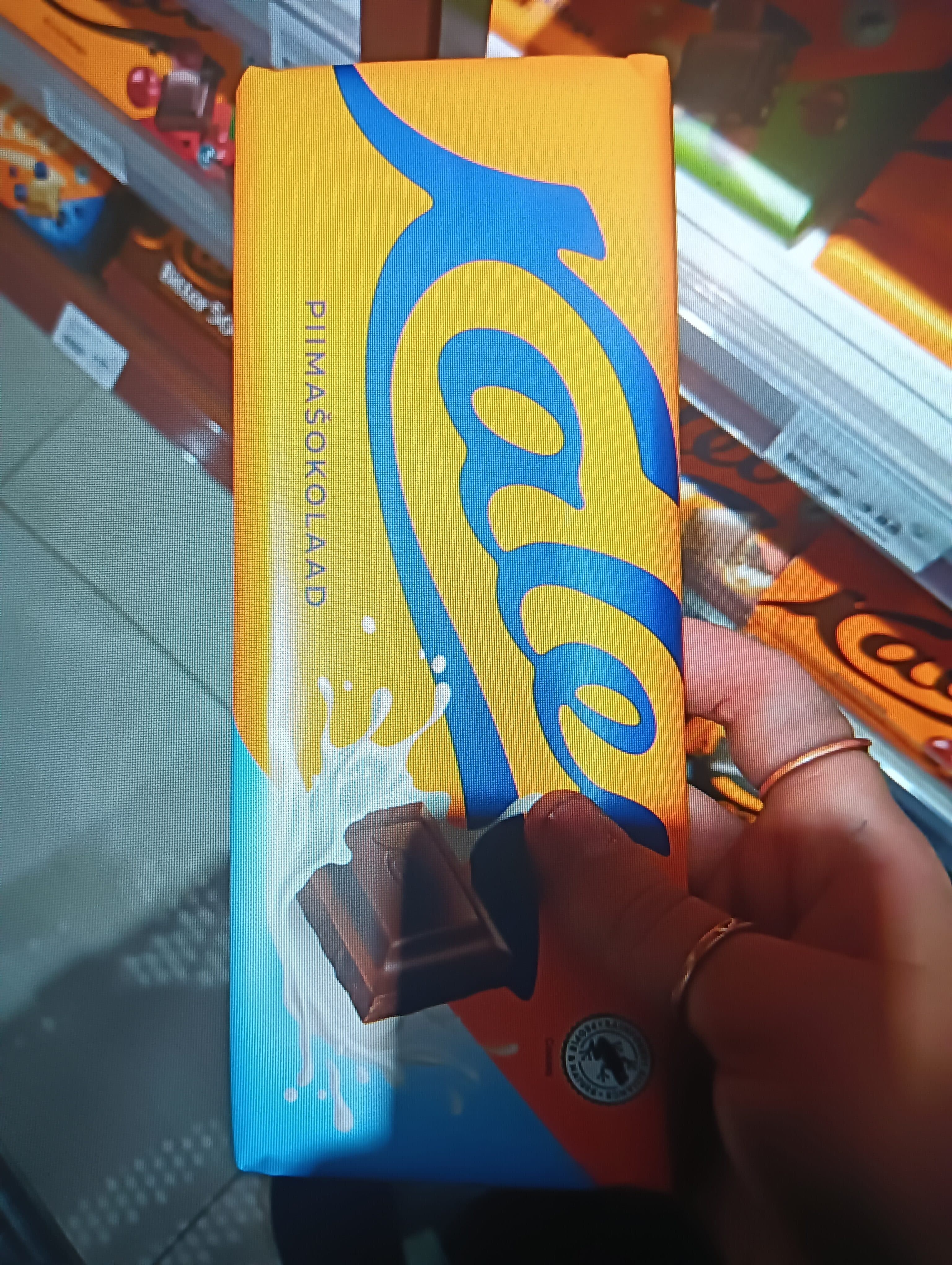 Kalev Piimašokolaad packshot