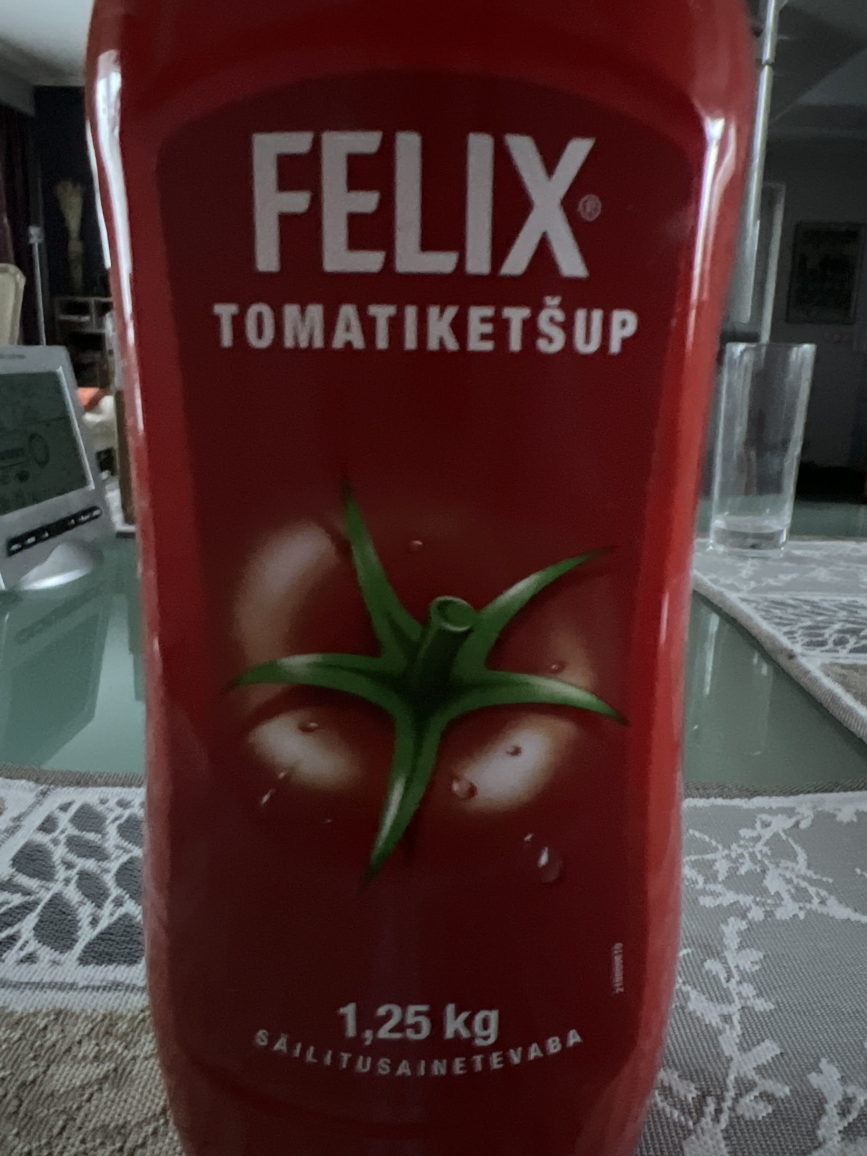 Felix ketšup packshot