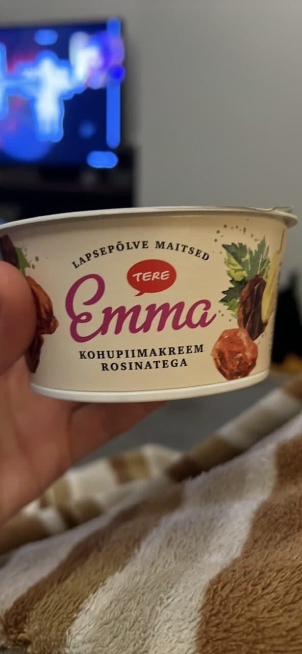 Tere Emma Kohupiimakreem rosinatega packshot
