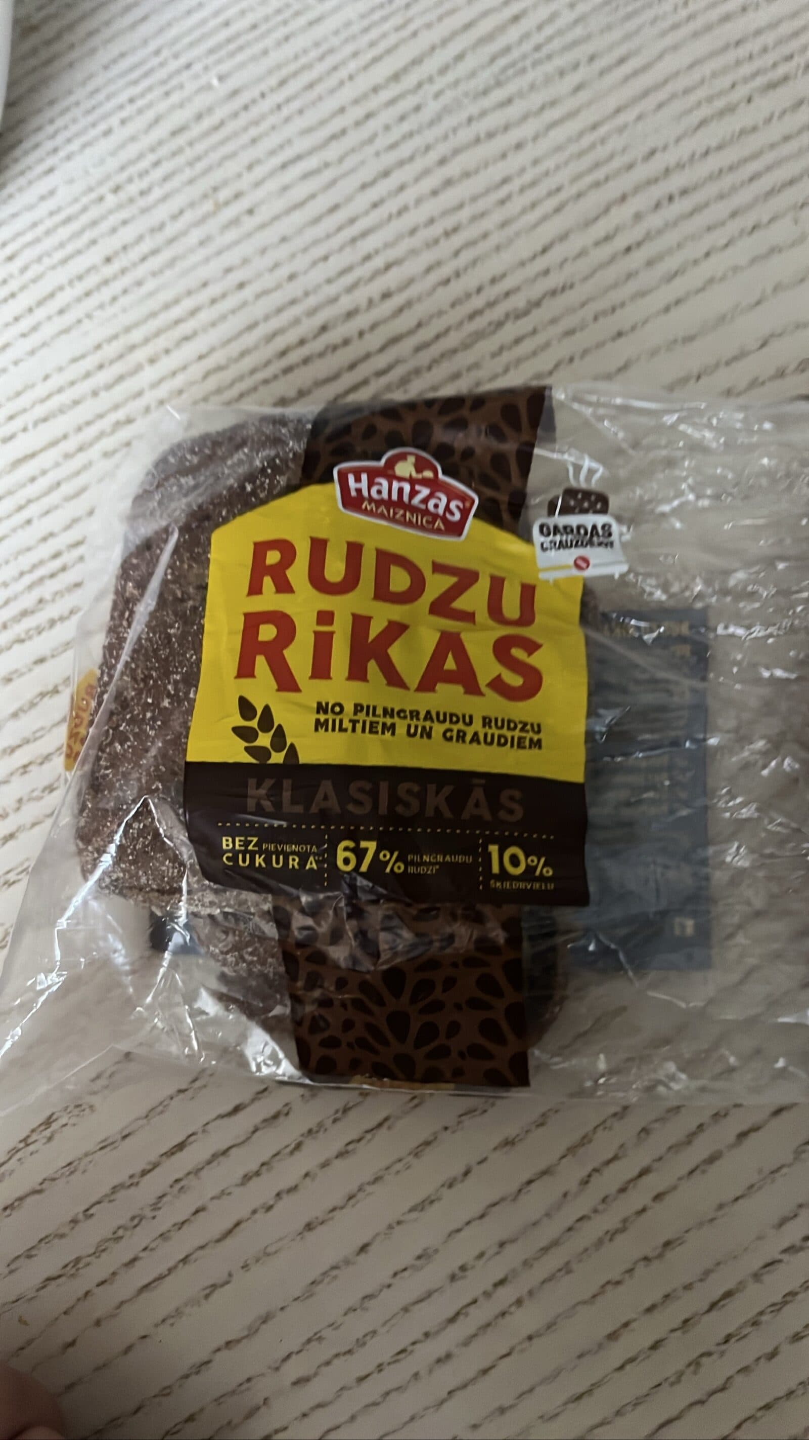 Hanzas Maiznīca Rudzu Rikas klasiskās packshot