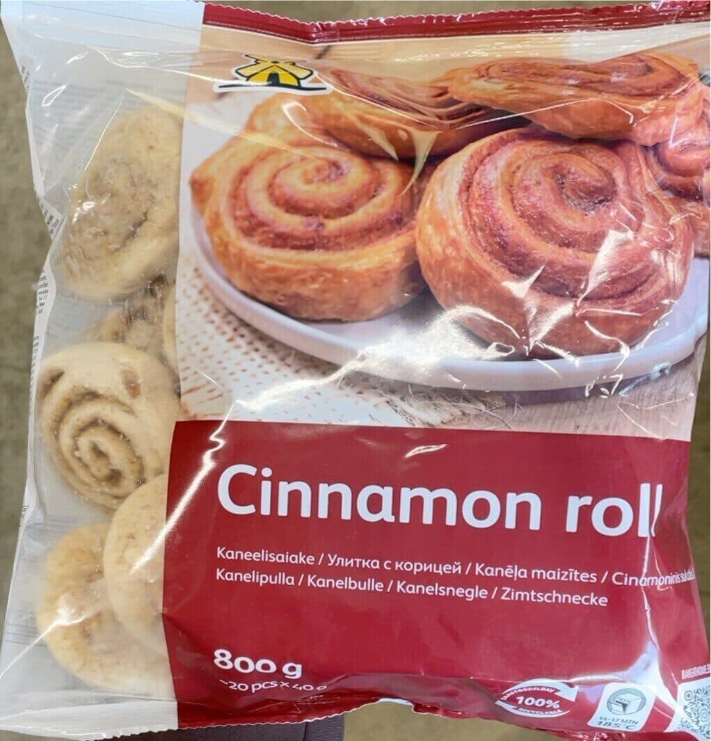 Cinnamon Roll packshot