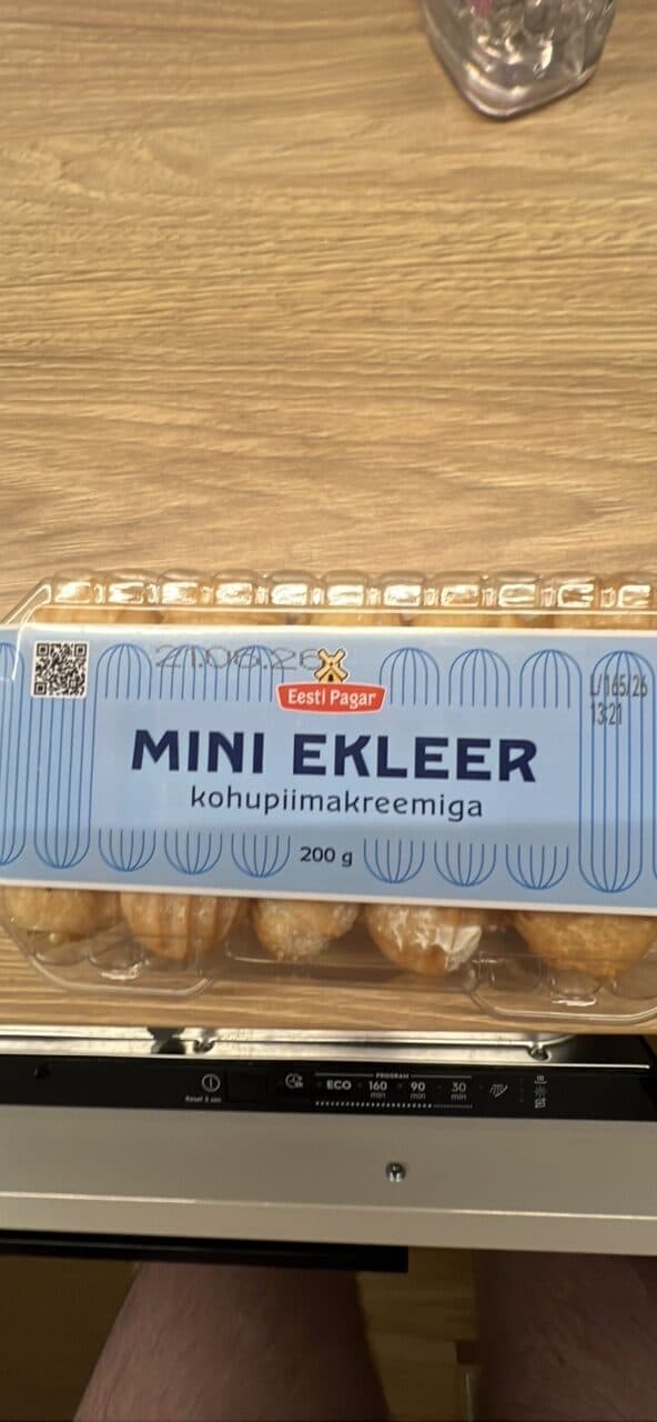 Eesti Pagar Mini Ekleer Kohupiimakreemiga packshot