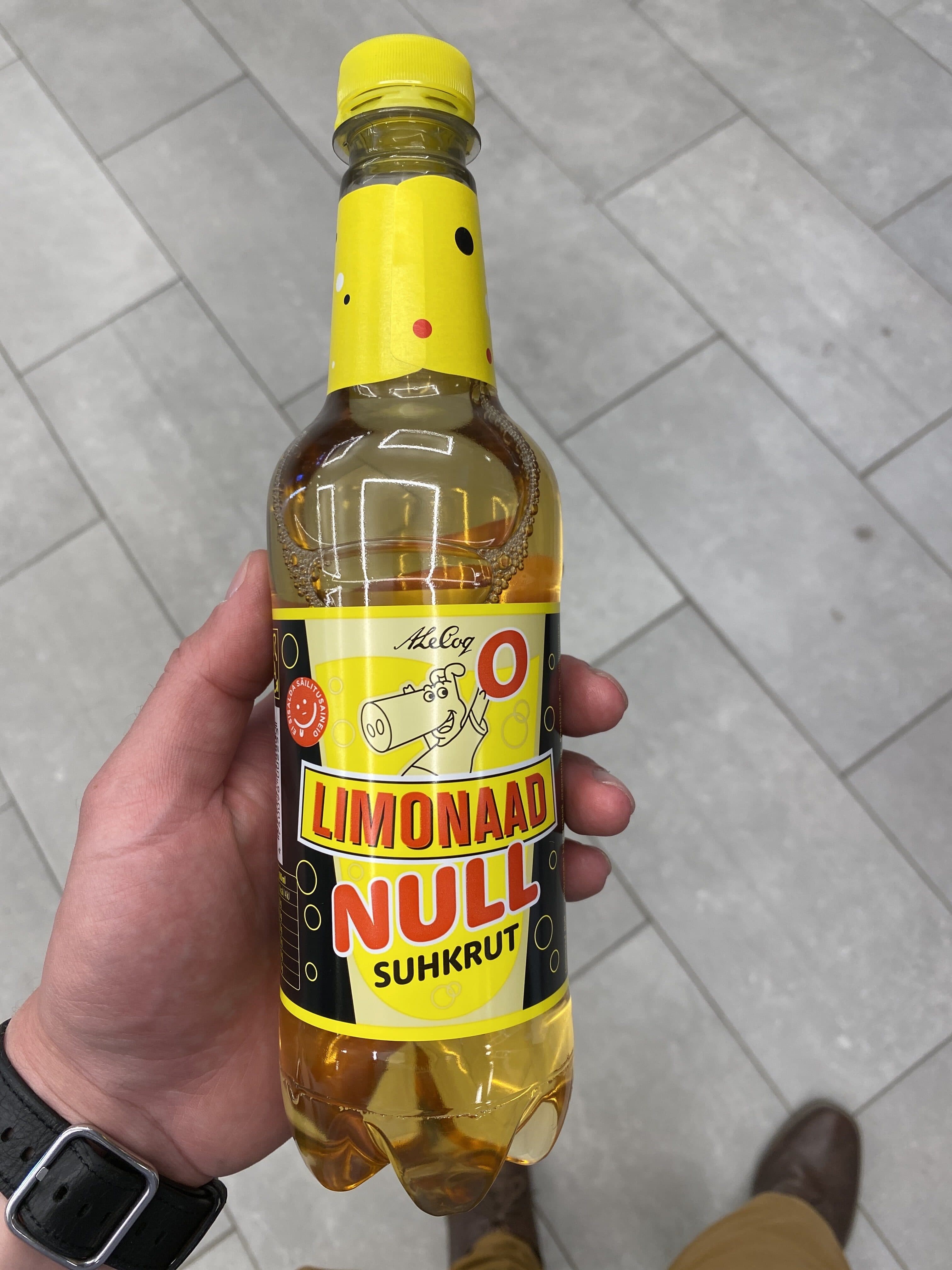 A. Le Coq Limonaad Null packshot