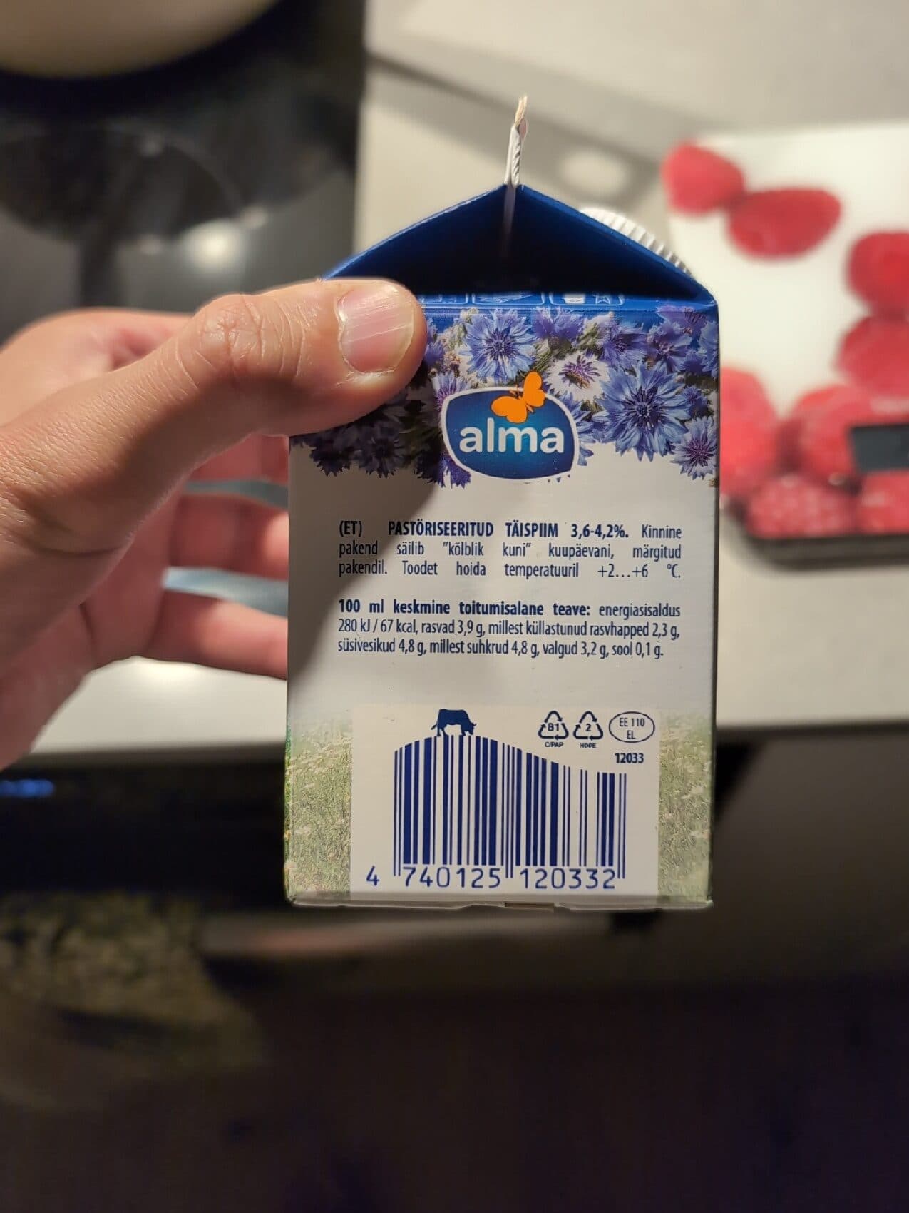 Alma Täispiim 3.8-4.2% packshot