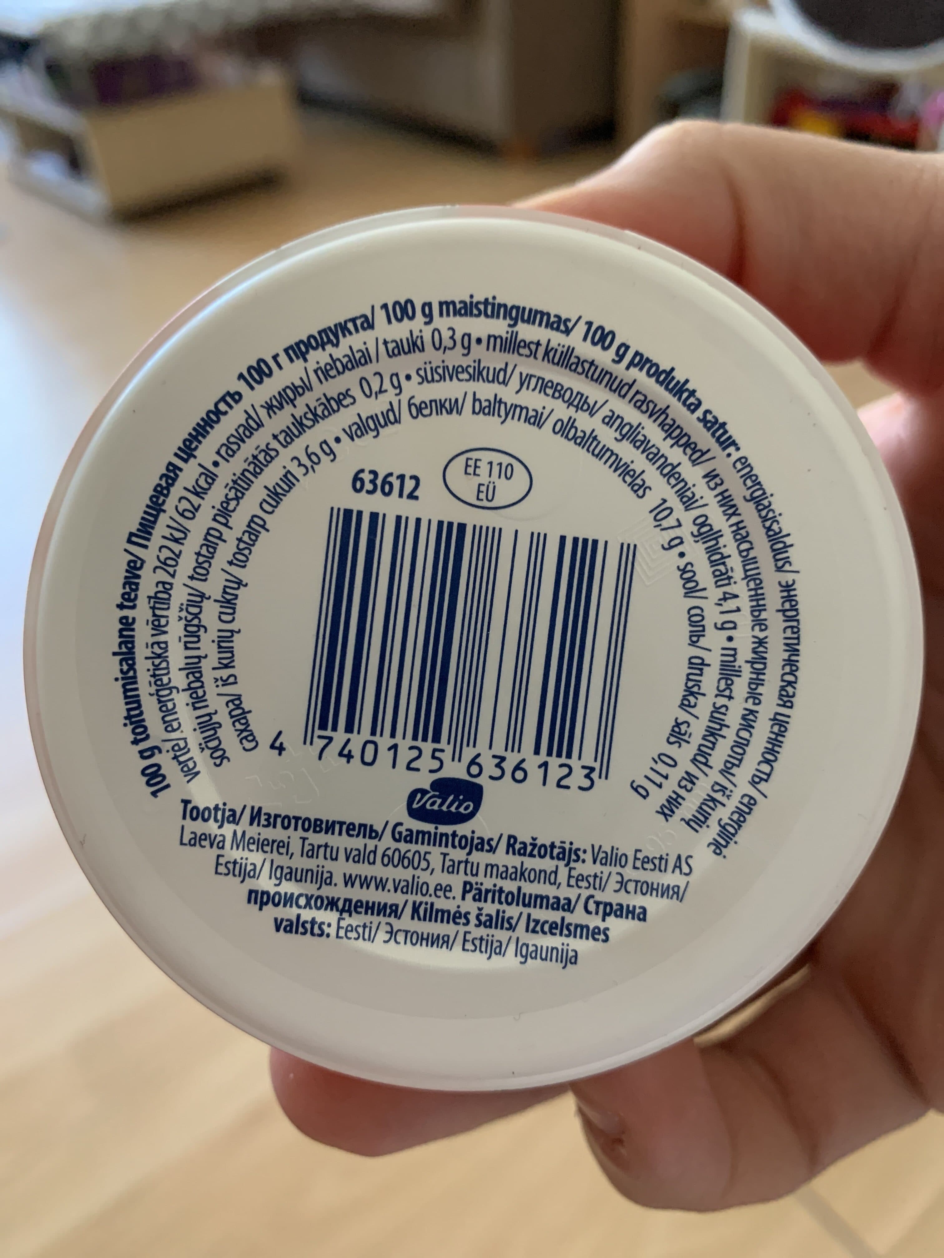 Valio protein curd cream packshot