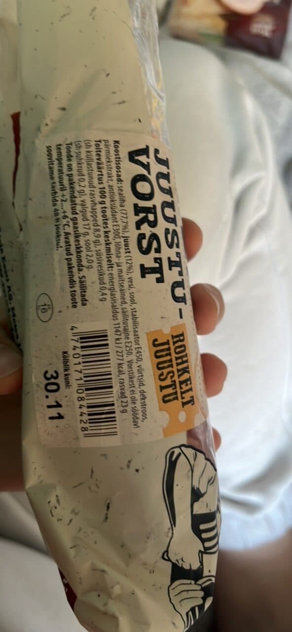 Maks ja moorits Juustu-vorst packshot