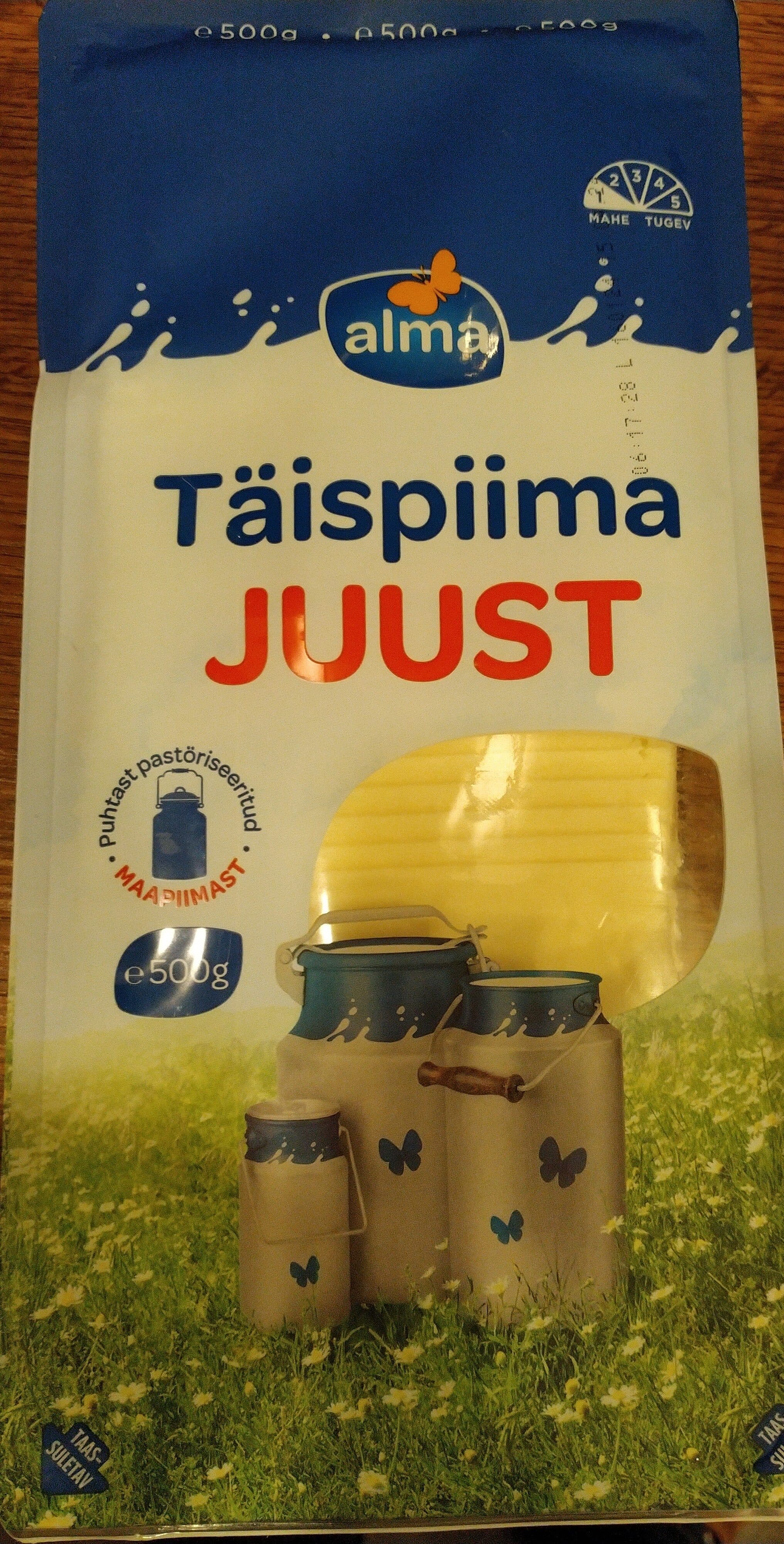 alma Täispiima Juust packshot