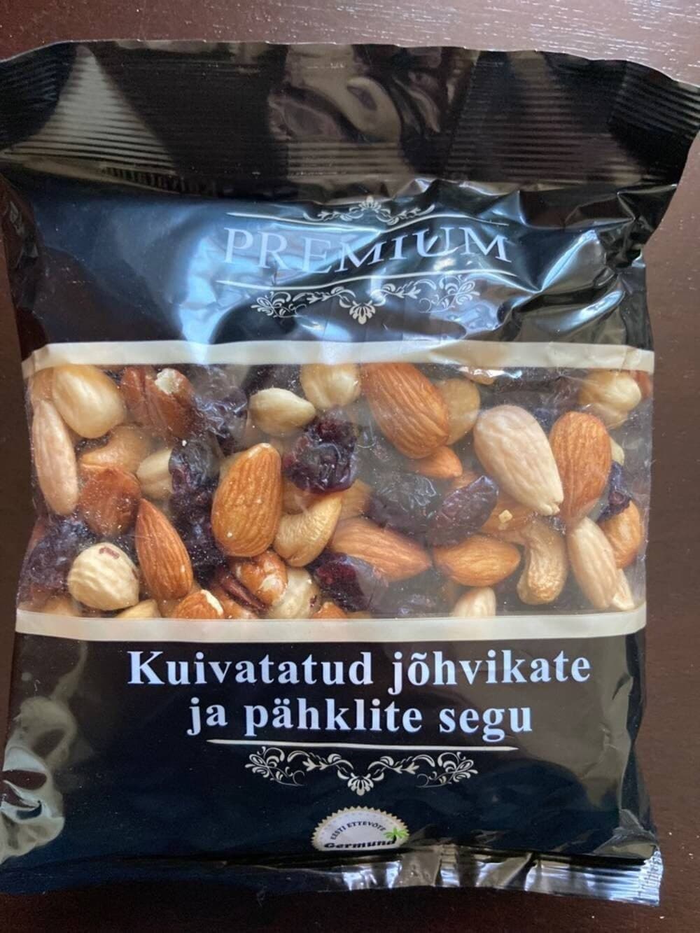 Premium Kuivatatud Pähklite Ja Jõhvikate Segu packshot