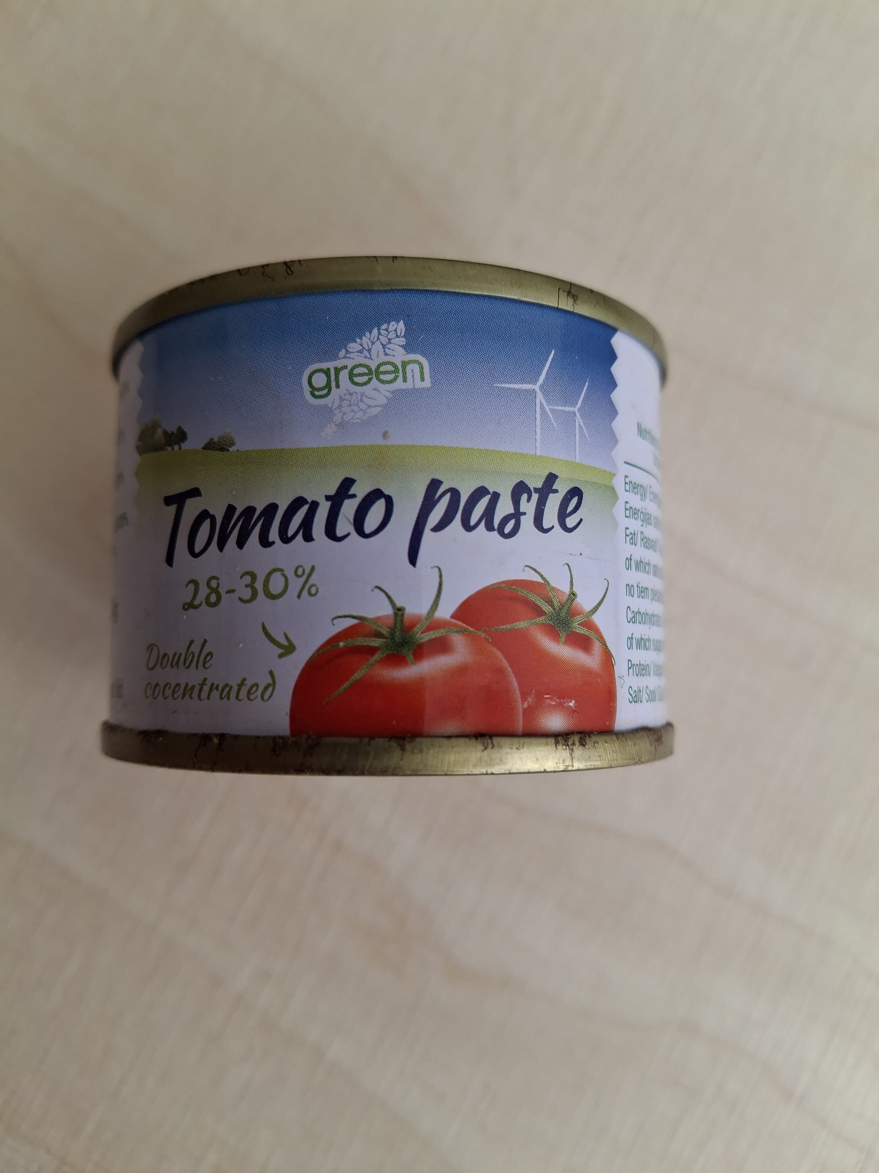 Pralinee Tomato paste 28-30% packshot