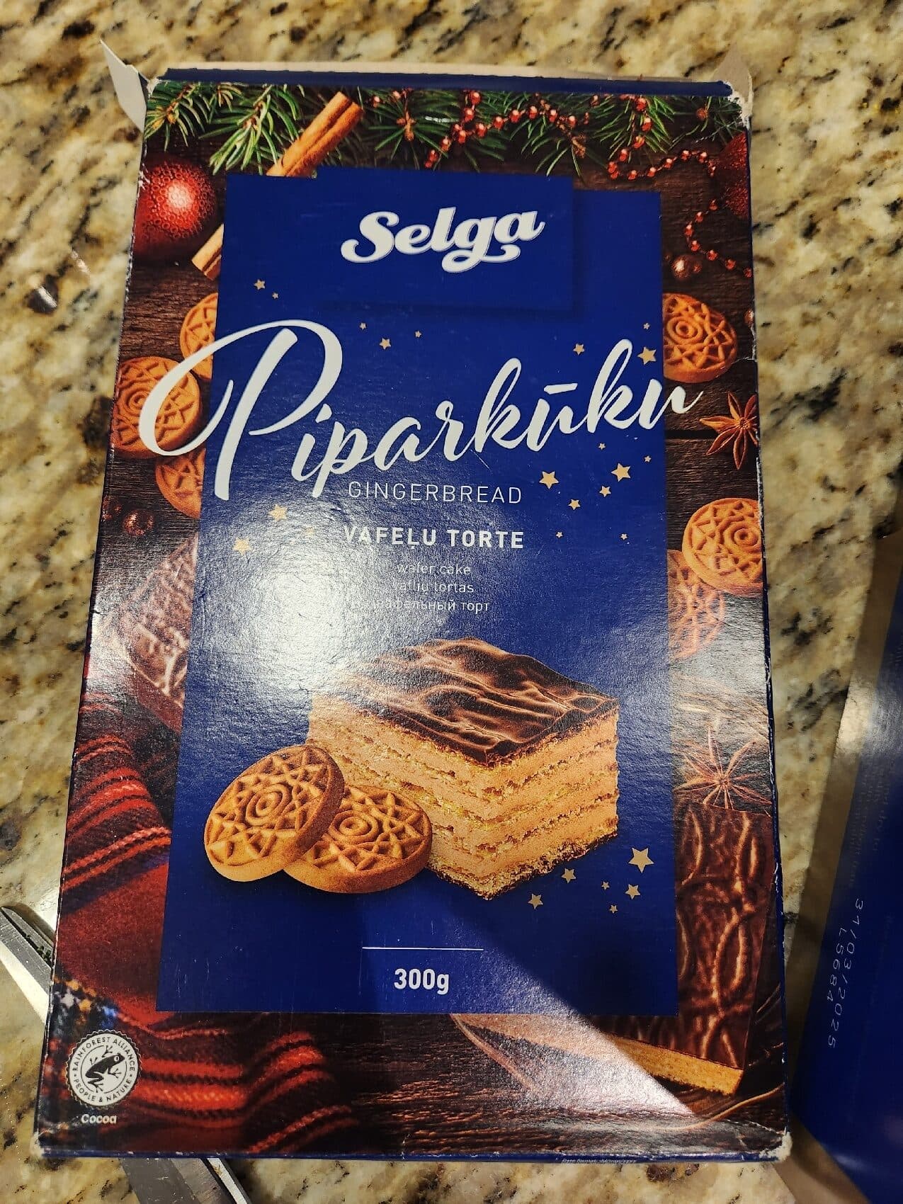 Selga Gingerbread wafe Cake packshot