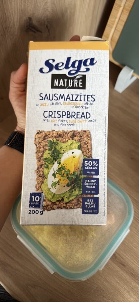 Selga Nature CRISPBREAD with oat flakes, sunflower seeds and flax seeds packshot