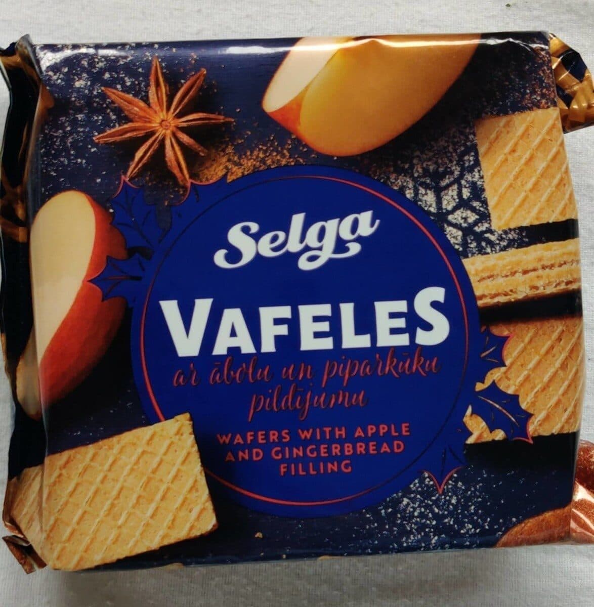 Wafers with apple and gingerbread filling packshot