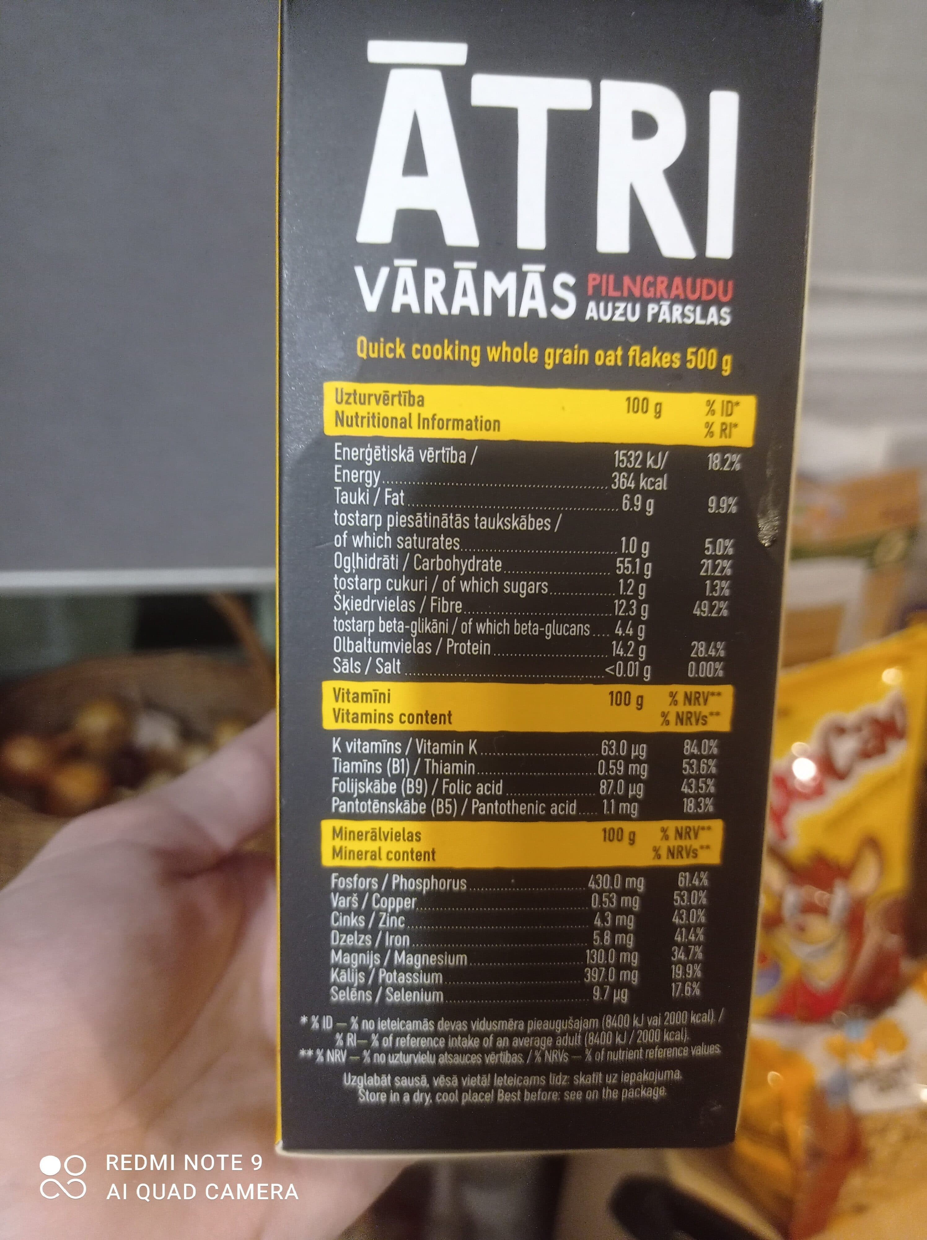 Dobele Quick cooking whole grain oat flakes packshot