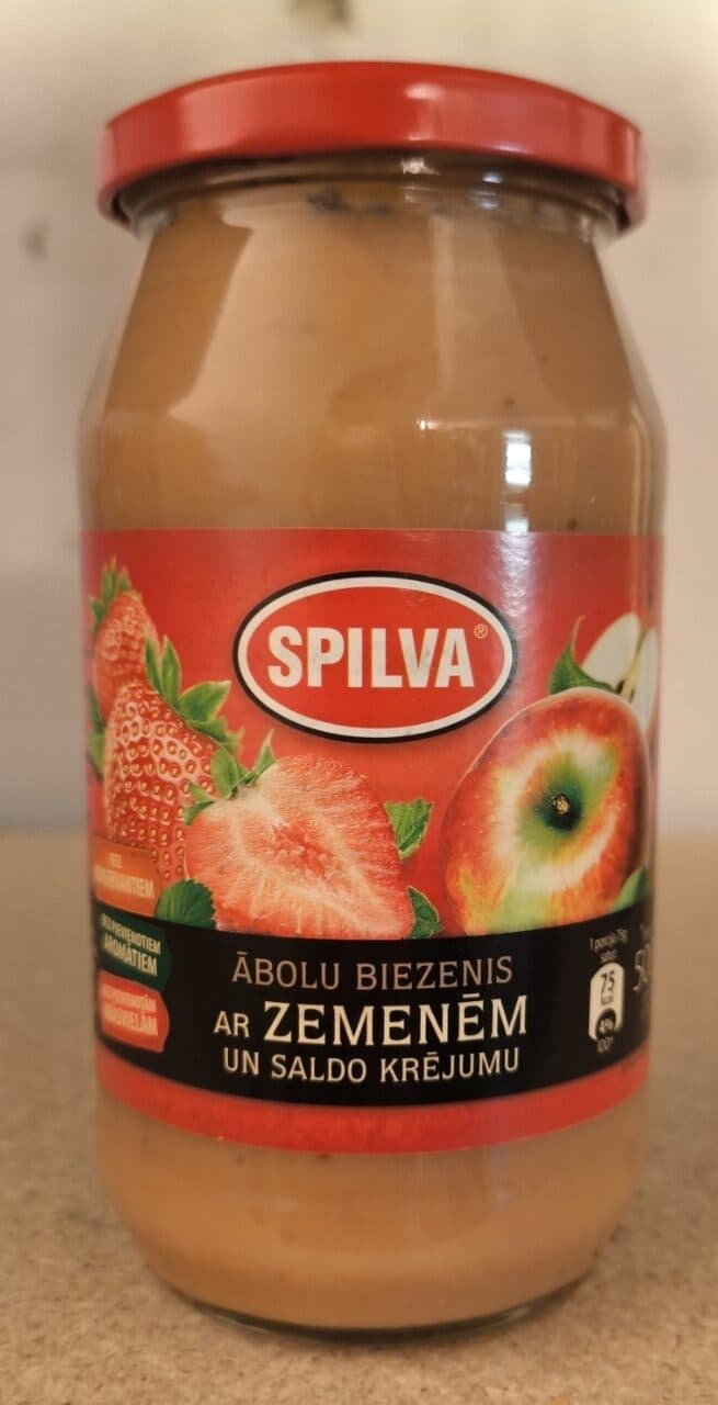 Spilva Apfelmus mit Erdbeeren und süßer Sahne packshot