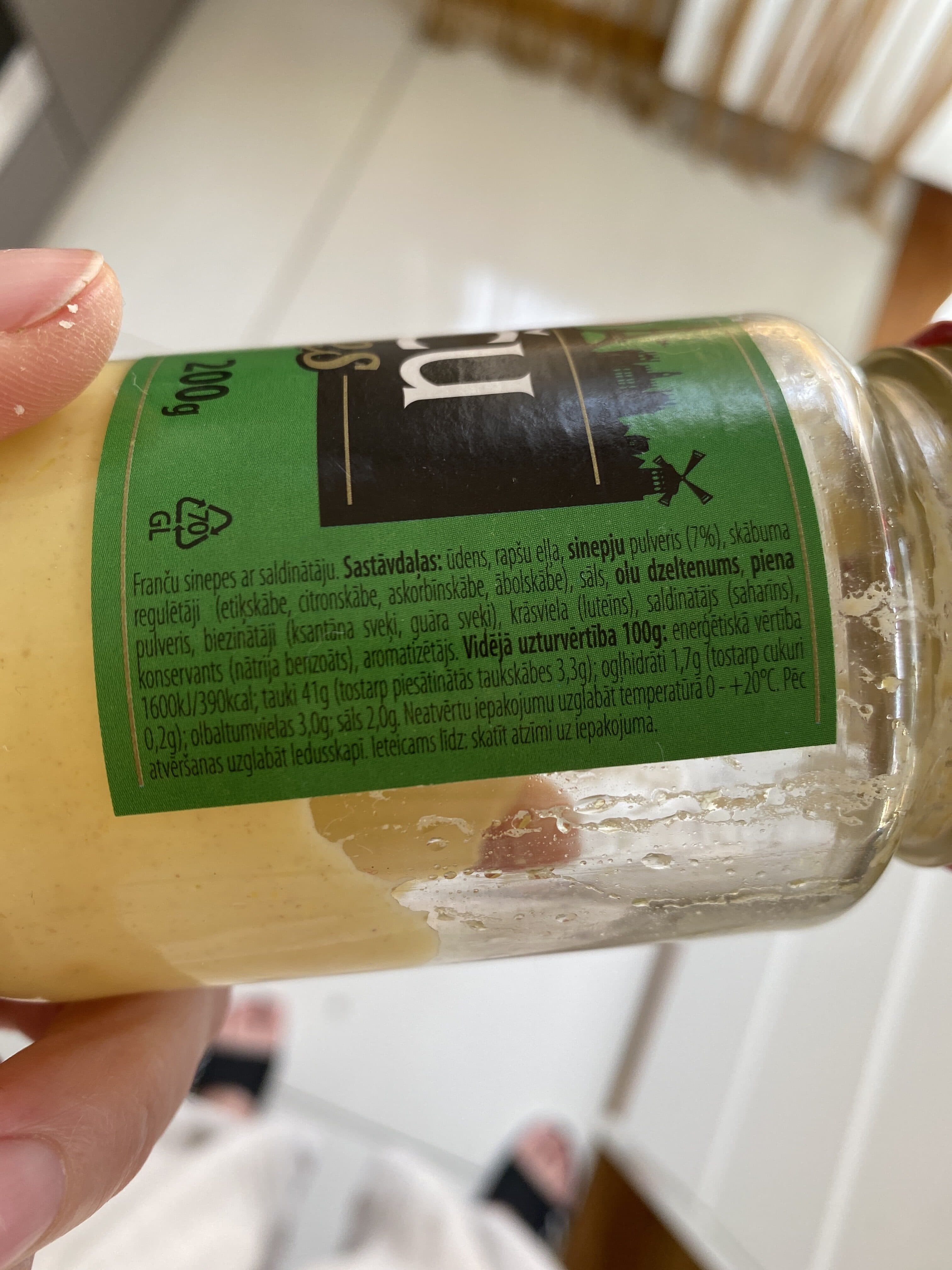 spilva sinepes franču packshot