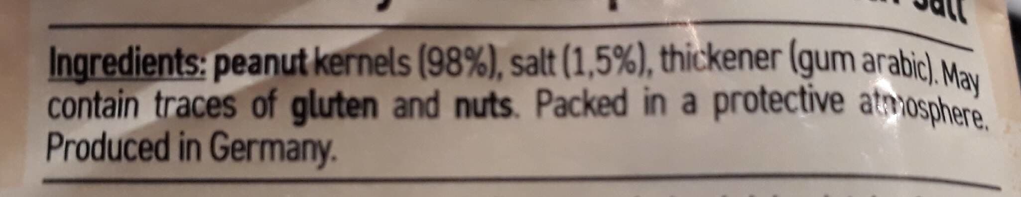 Open Food Facts Simply salted nuts packshot