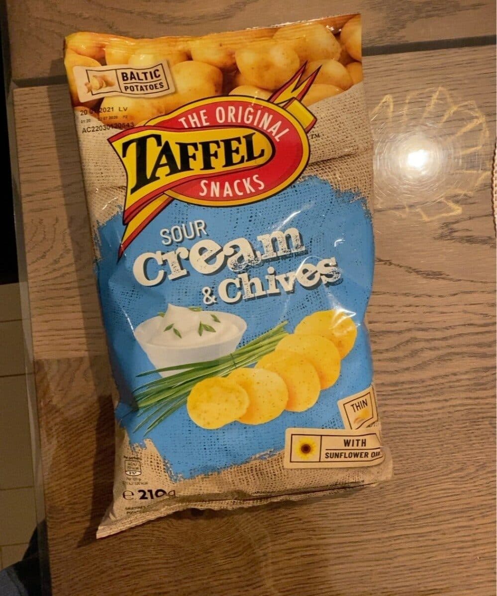 Chips Sour cream & chives packshot