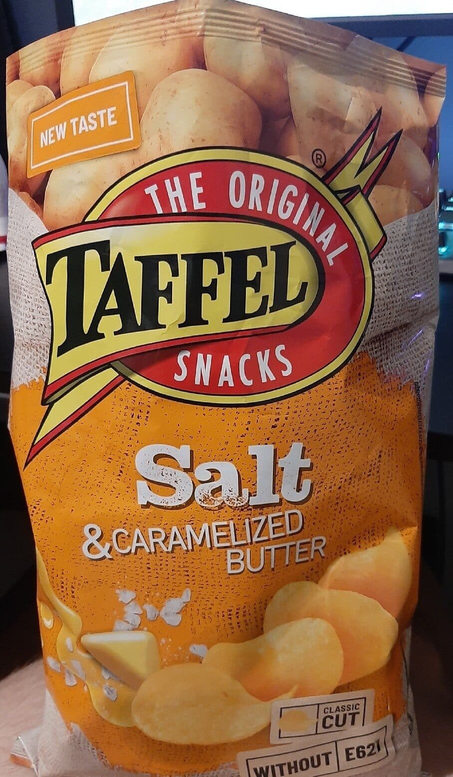 Taffel Salt & Caramelized Butter Chips packshot
