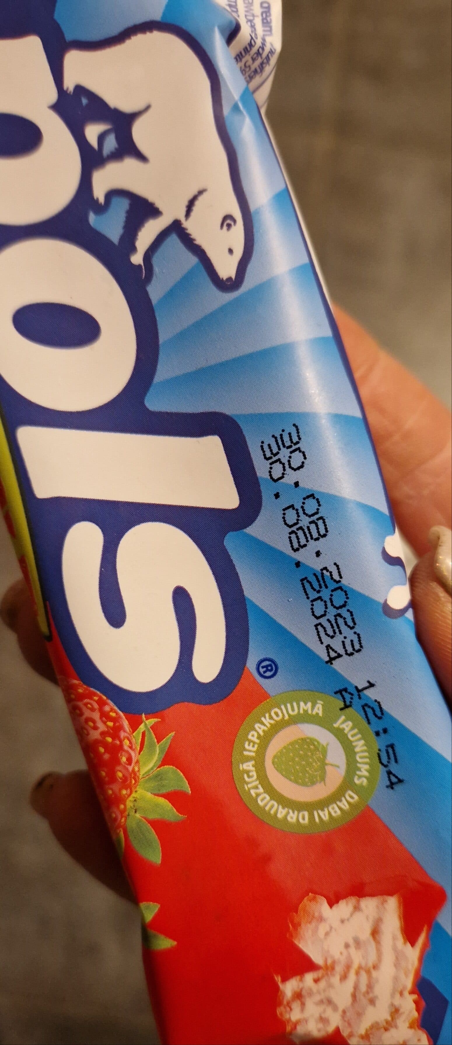 Pols Zemene Strawberry Ice Cream packshot