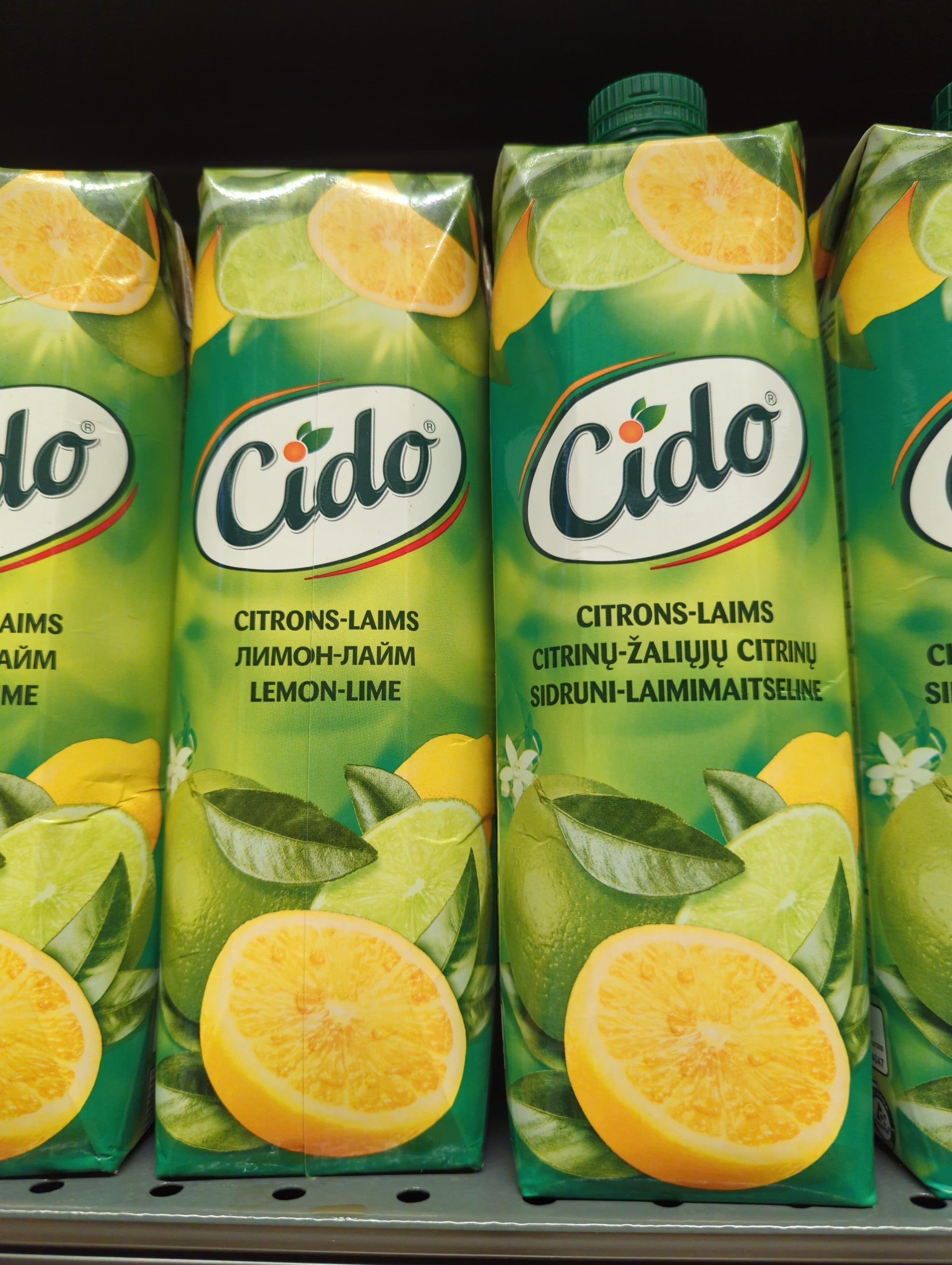 cido Cido citrinų ir žaliųjų citrinų sulčių gėrimas packshot
