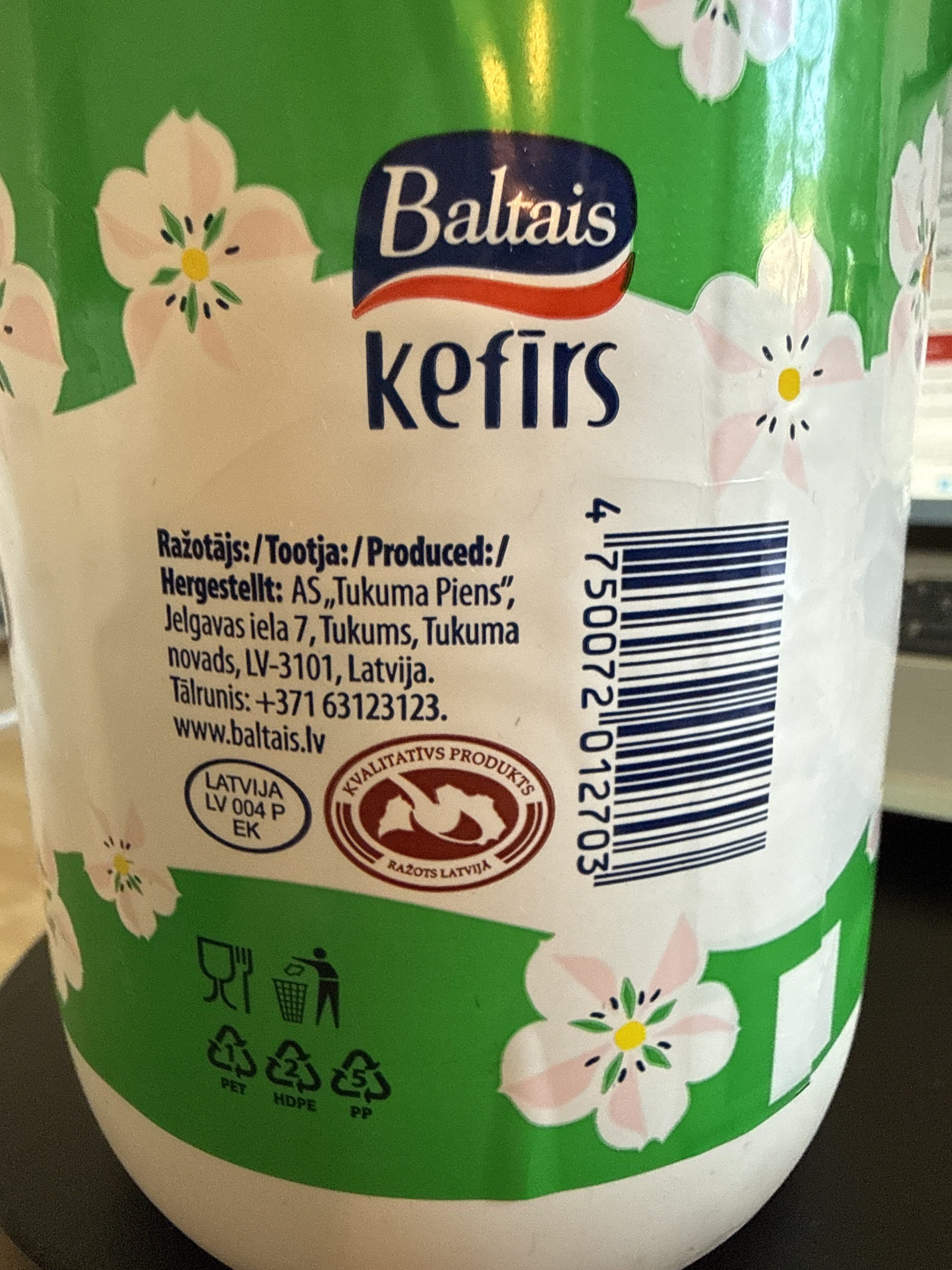 Baltais Kefir packshot