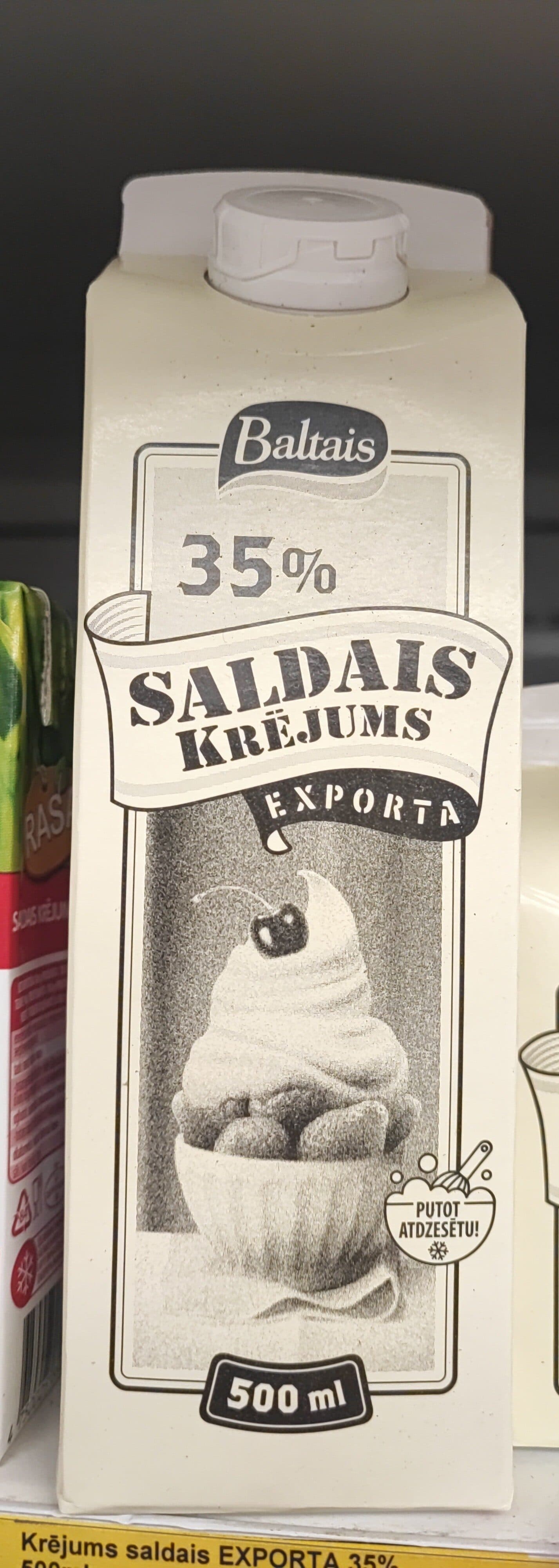 Baltais saldais krējums packshot