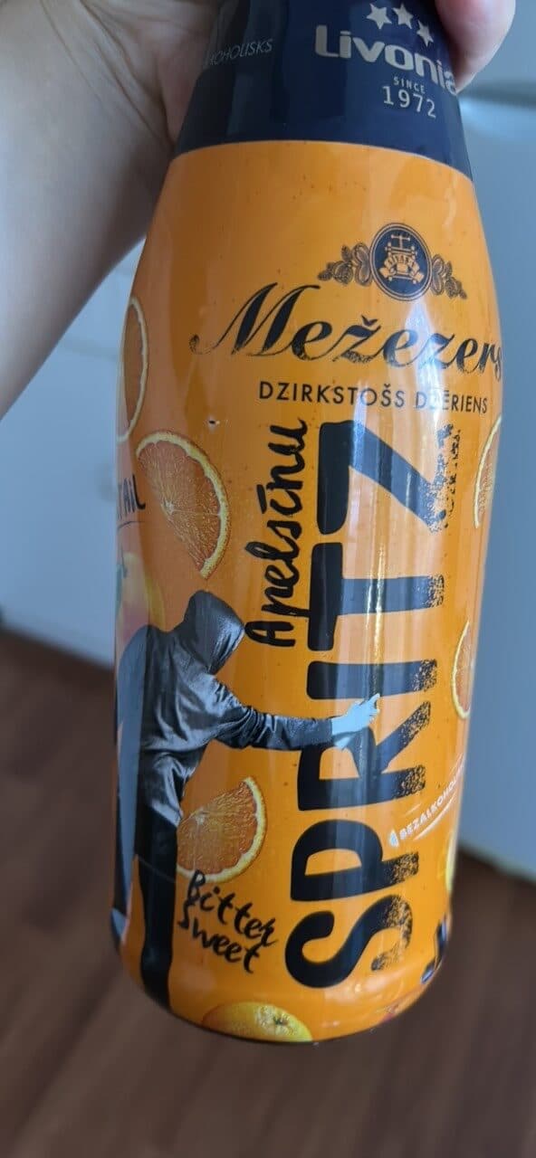 Livonia Mocktail "Mezezers Orange Spritz" packshot