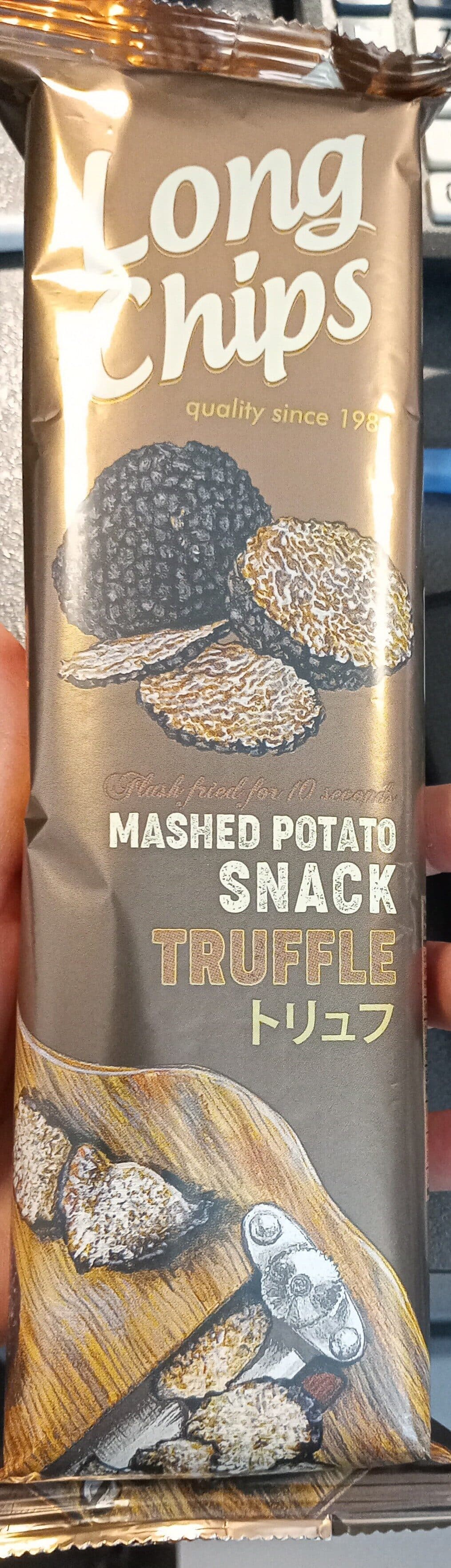 Long chips long chips truffle packshot