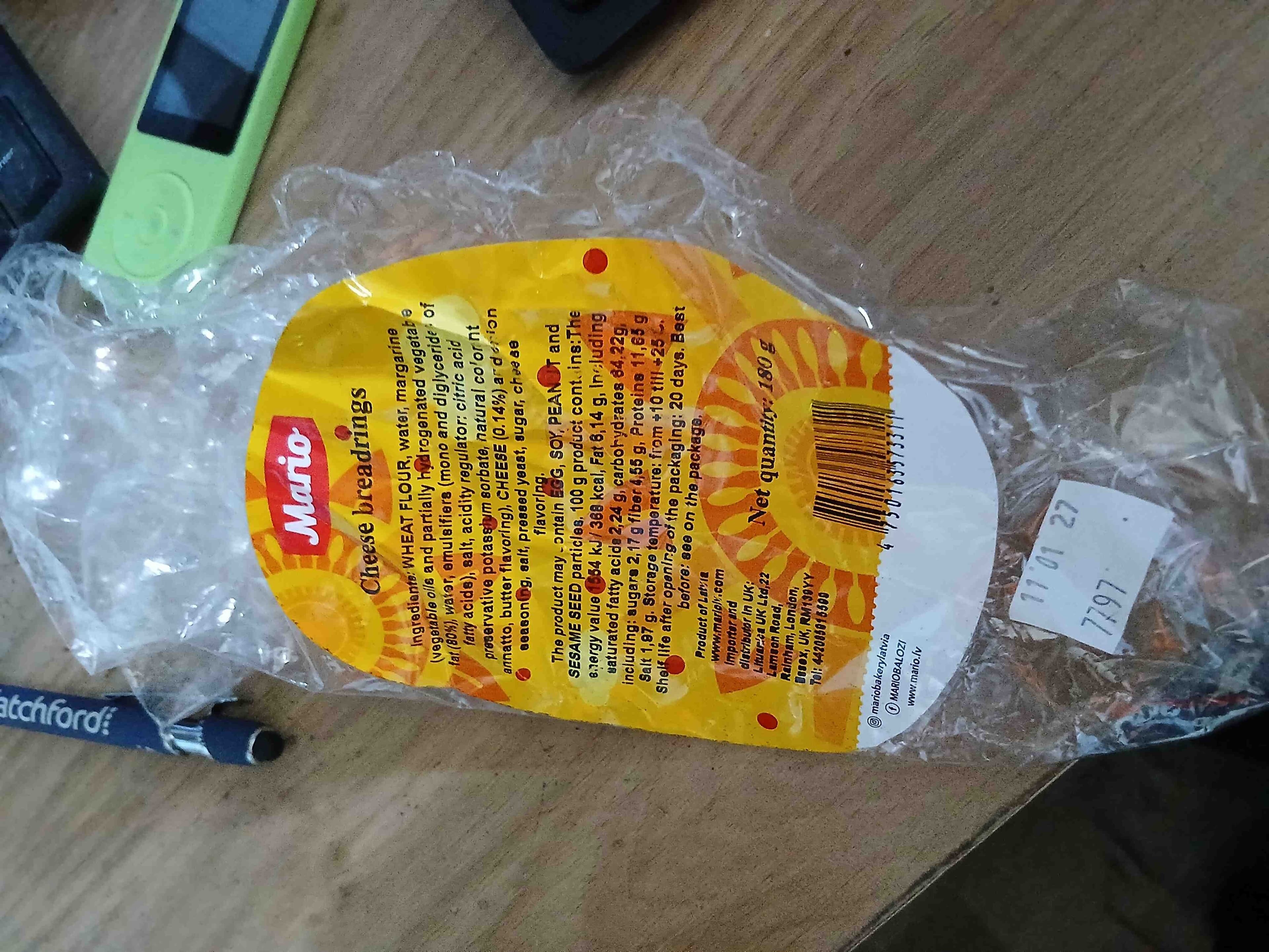 Mario Cheese bread rings packshot