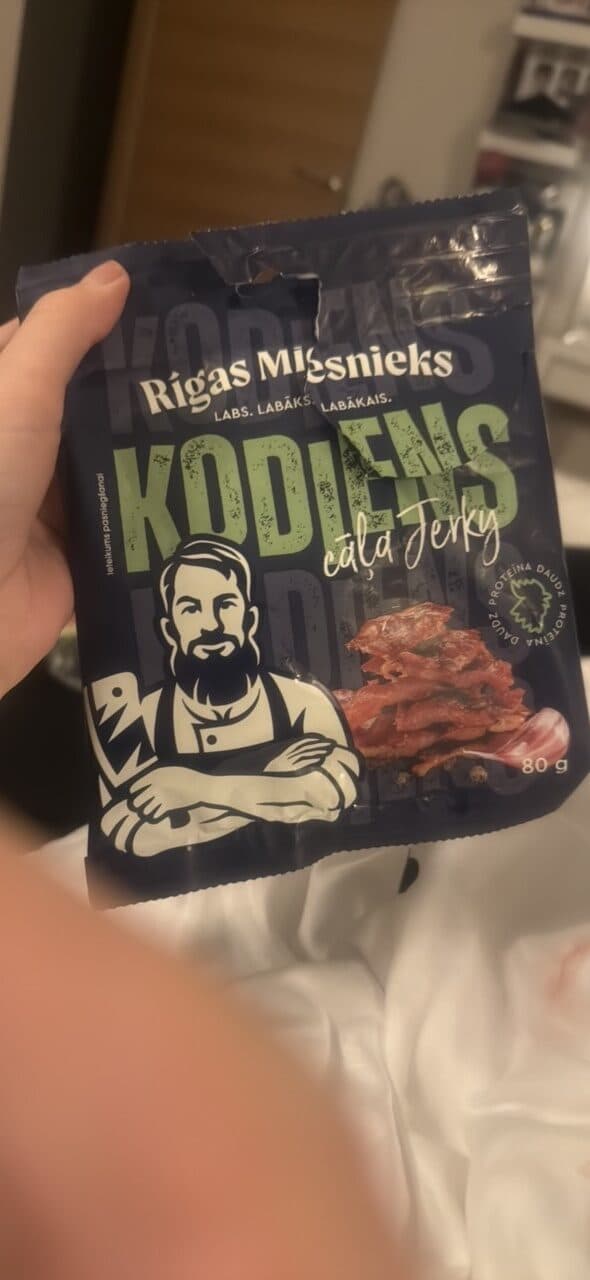 Rīgas Miesnieks Cāļa Jerky packshot