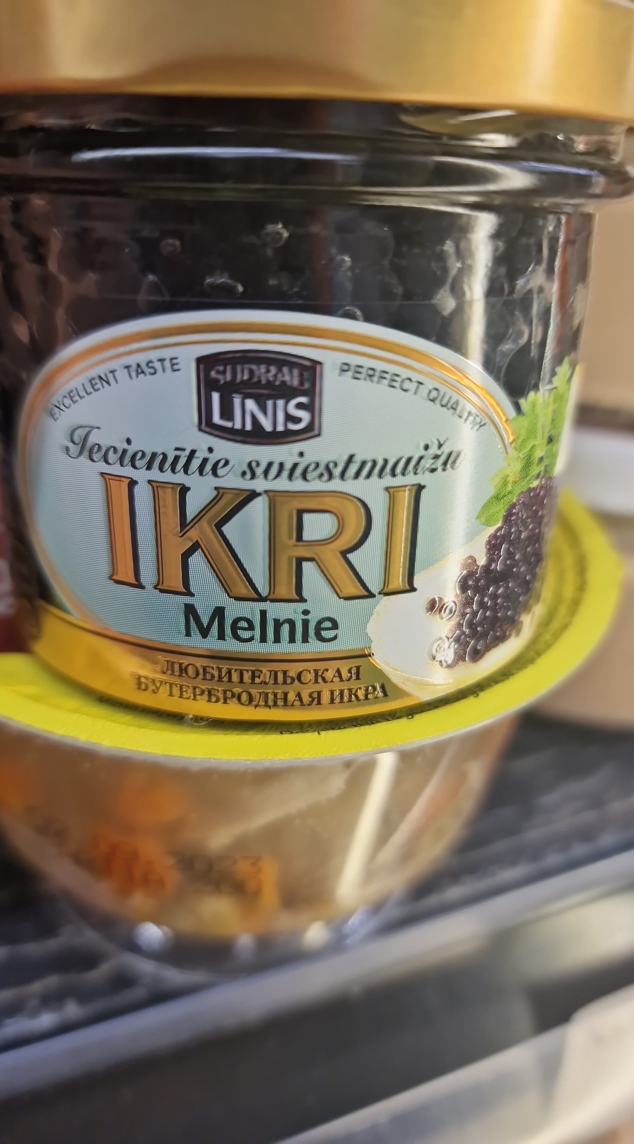 IKRI Linis black packshot
