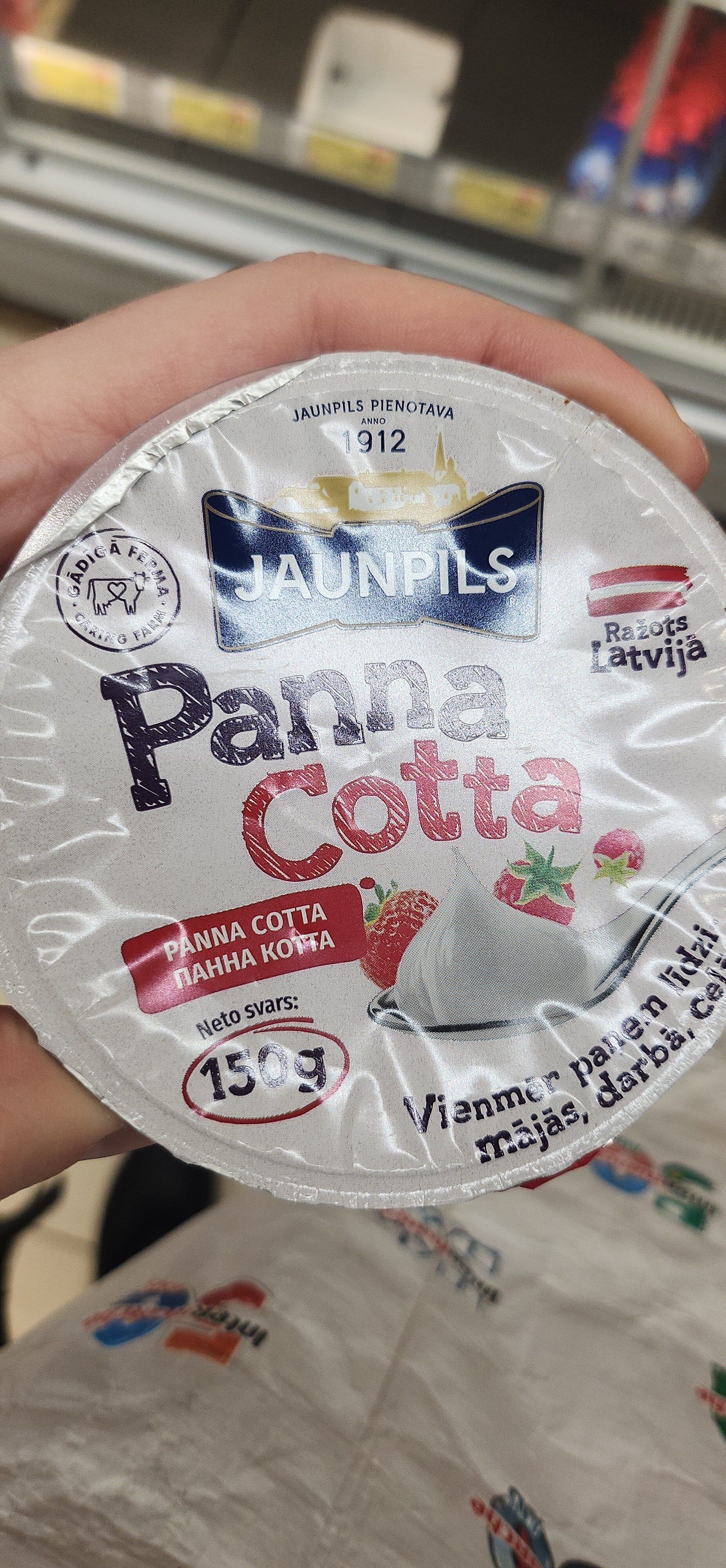 Jaunpils panna cotta packshot