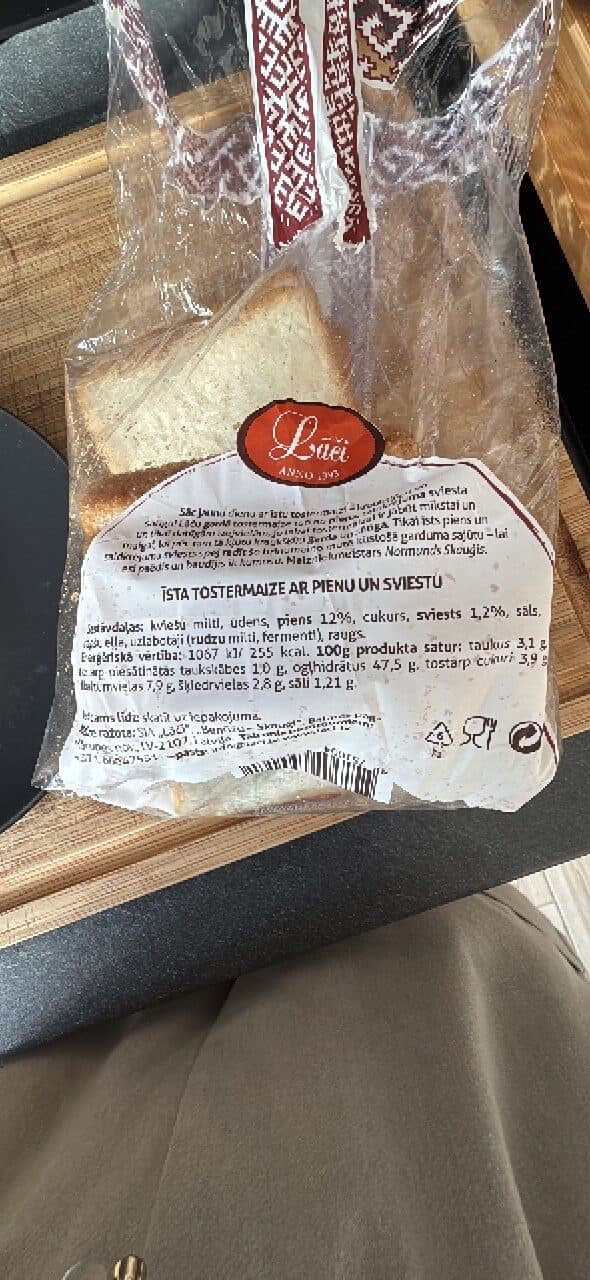 Lāči Īsta Tostermaize ar pienu un sviestu packshot