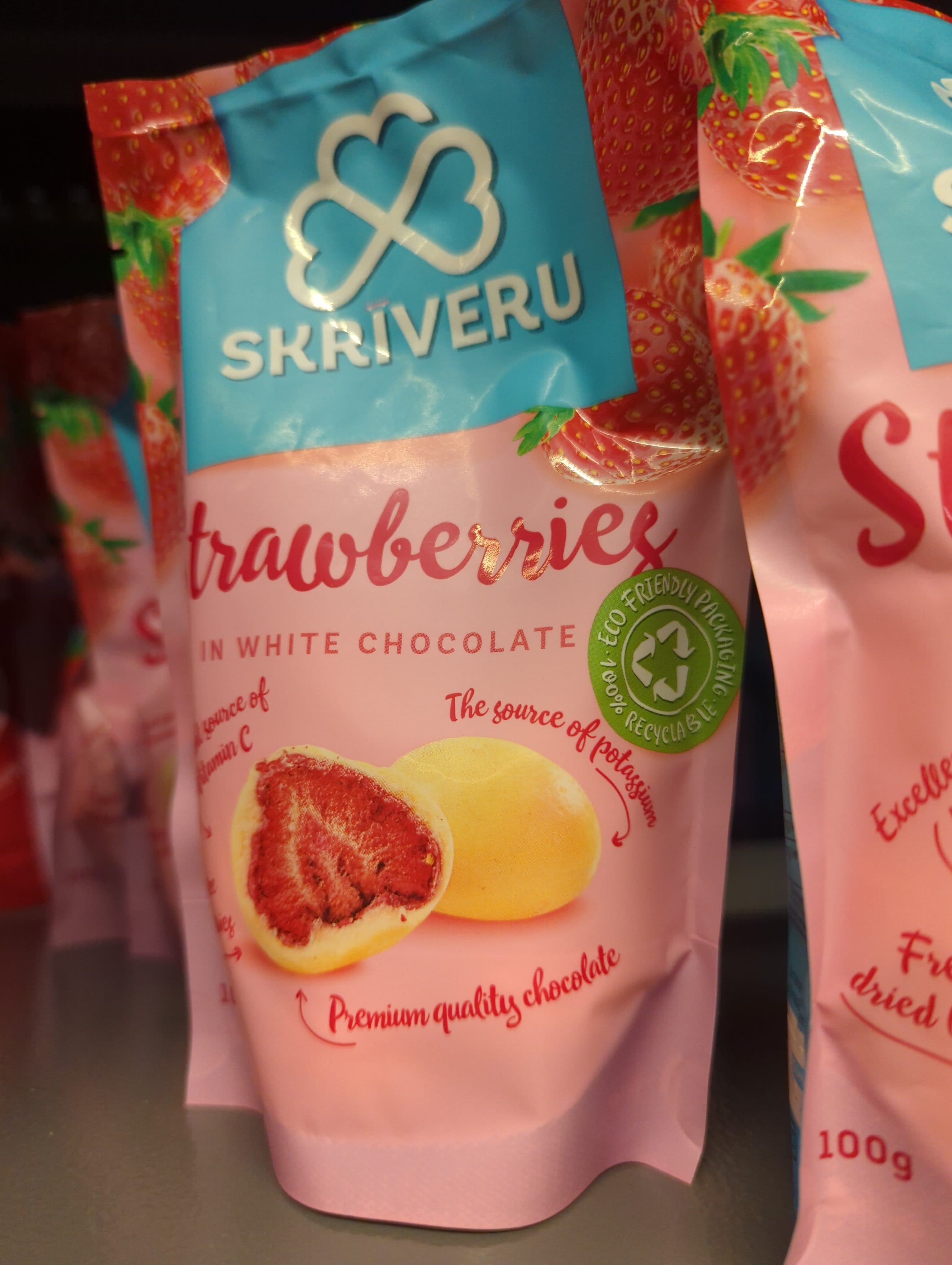 Skriveru Strawberries In White Chocolat packshot