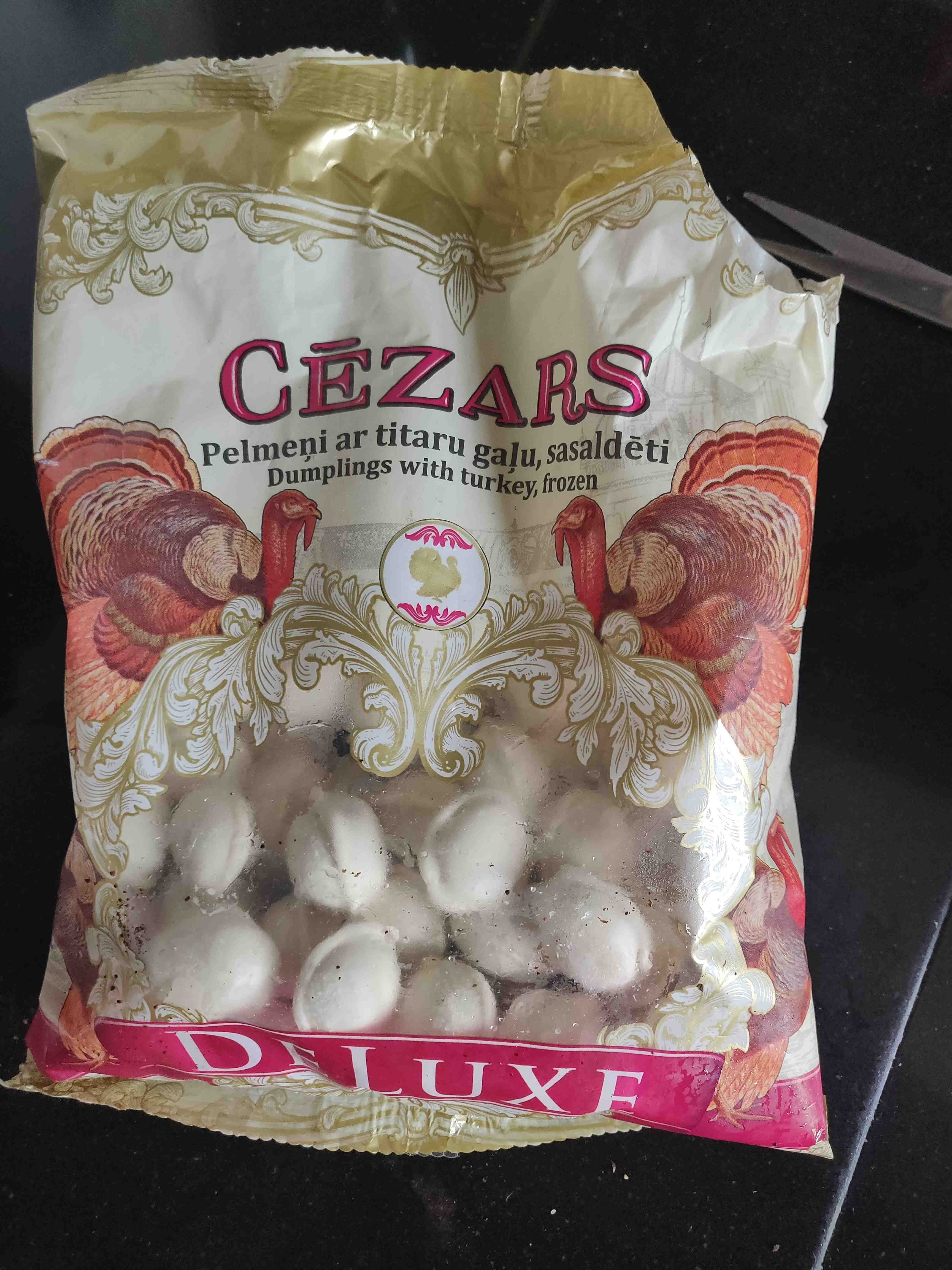 Cezars Pelmeni with turkey packshot