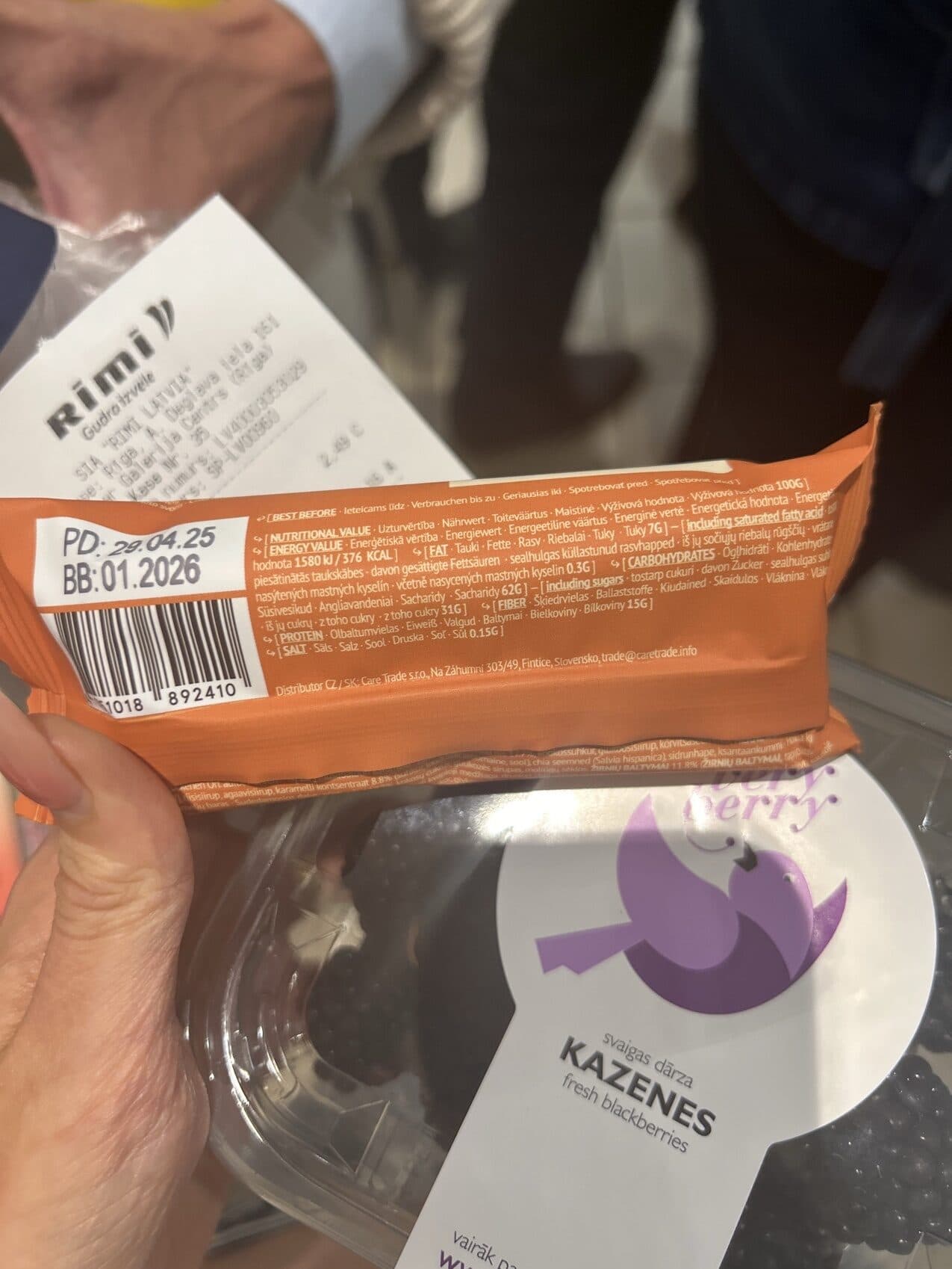 The Beginnings Vegan Muesli Bar packshot