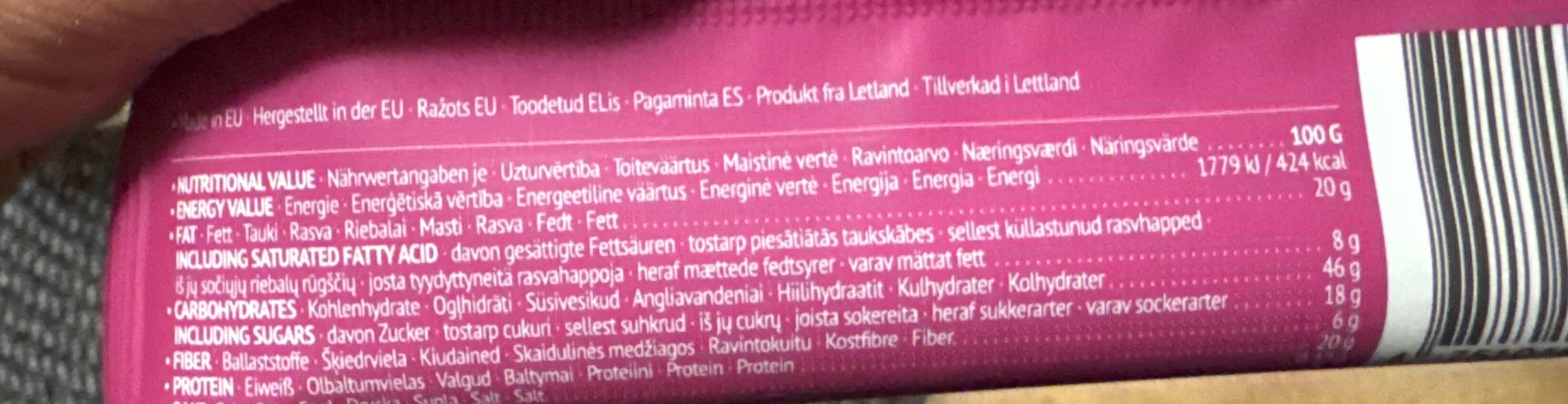 The beginnings Protein flapjack pistachio packshot