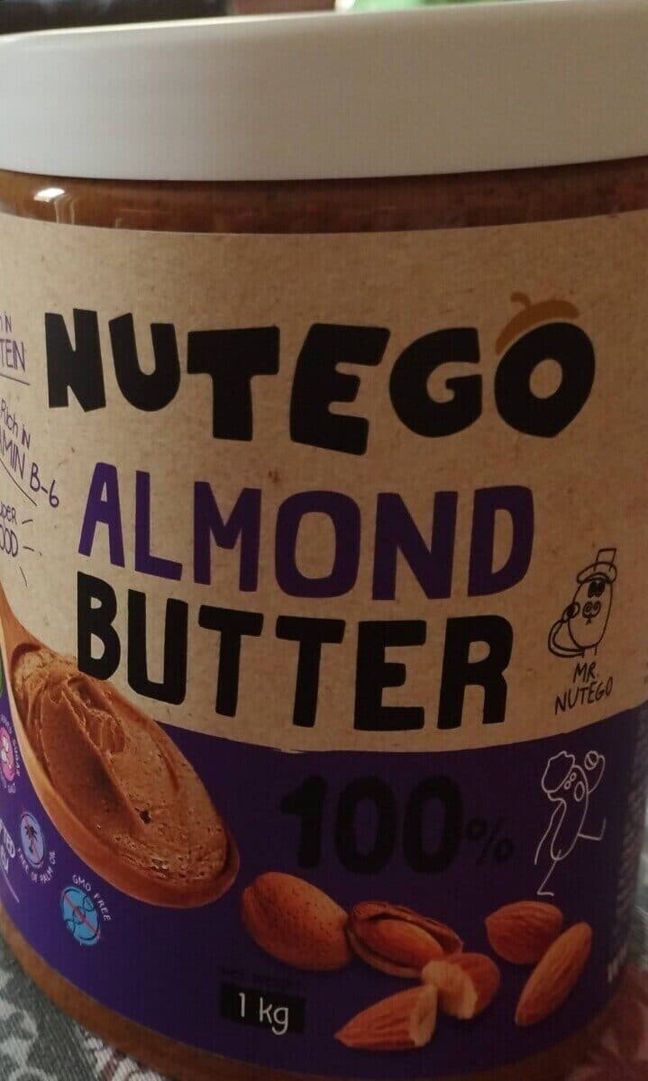 Almond butter packshot
