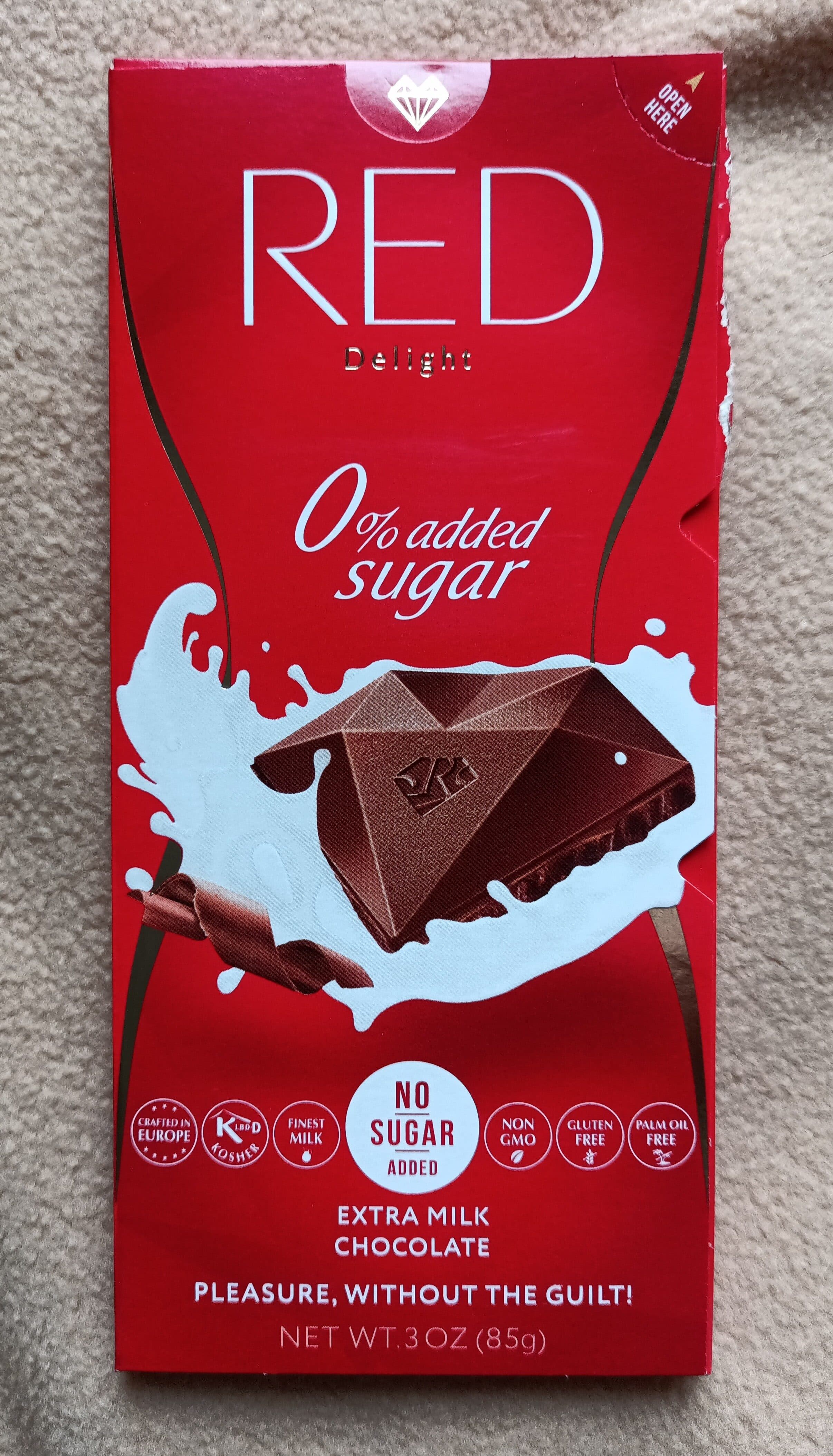 RED Delight Milk Chocolate packshot
