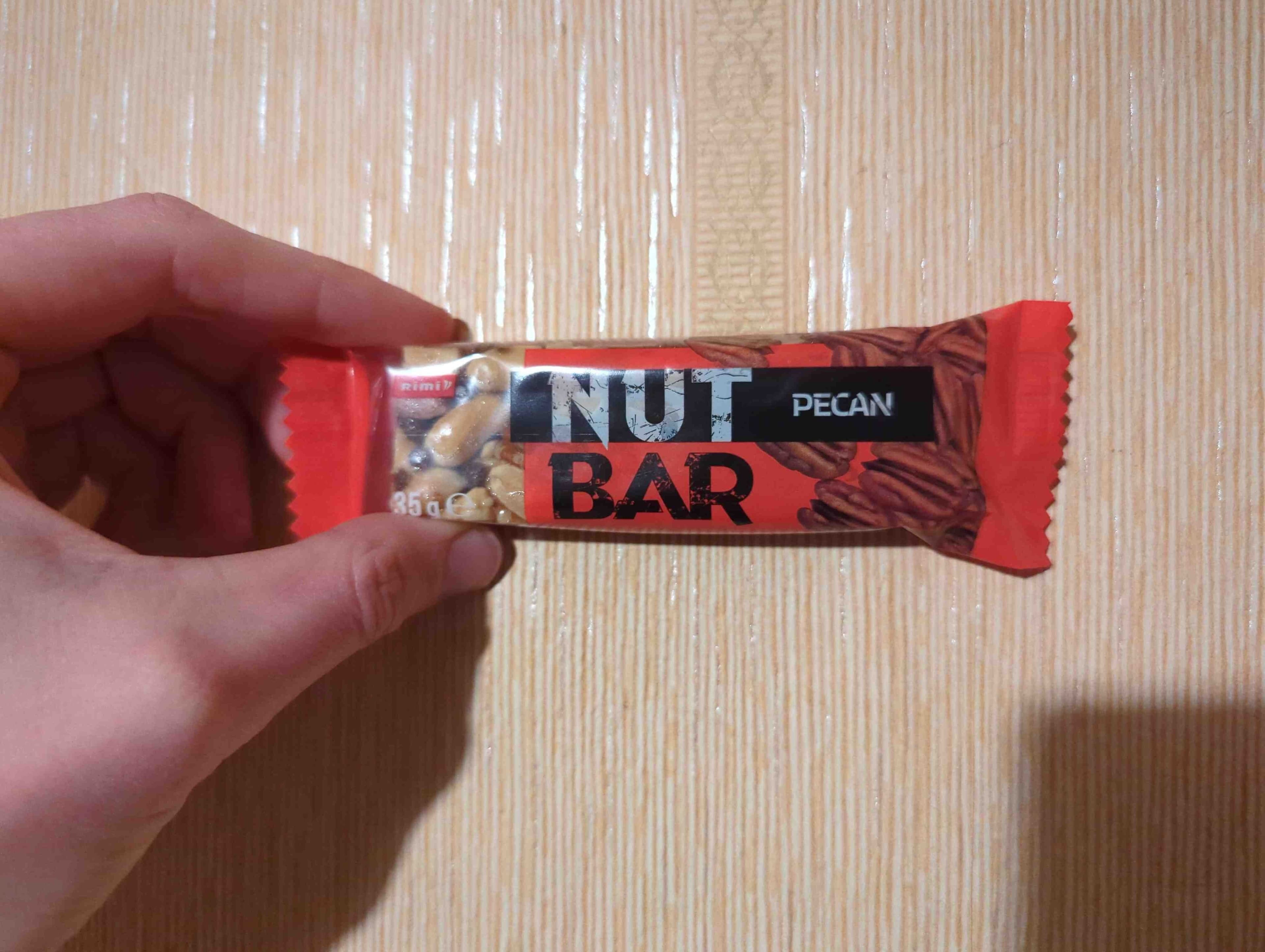 Rimi Nut bar pecan packshot