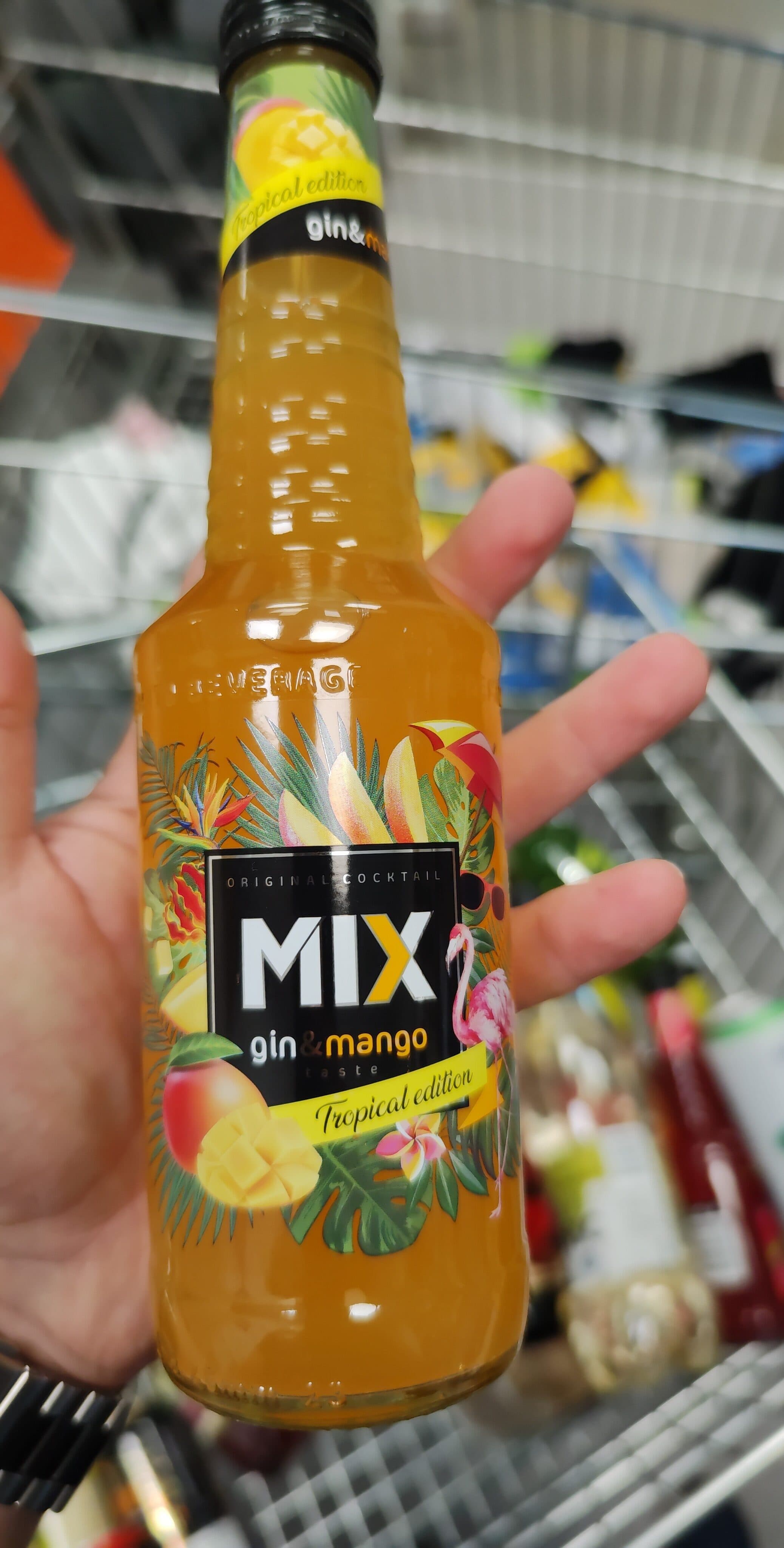 Mix mango packshot