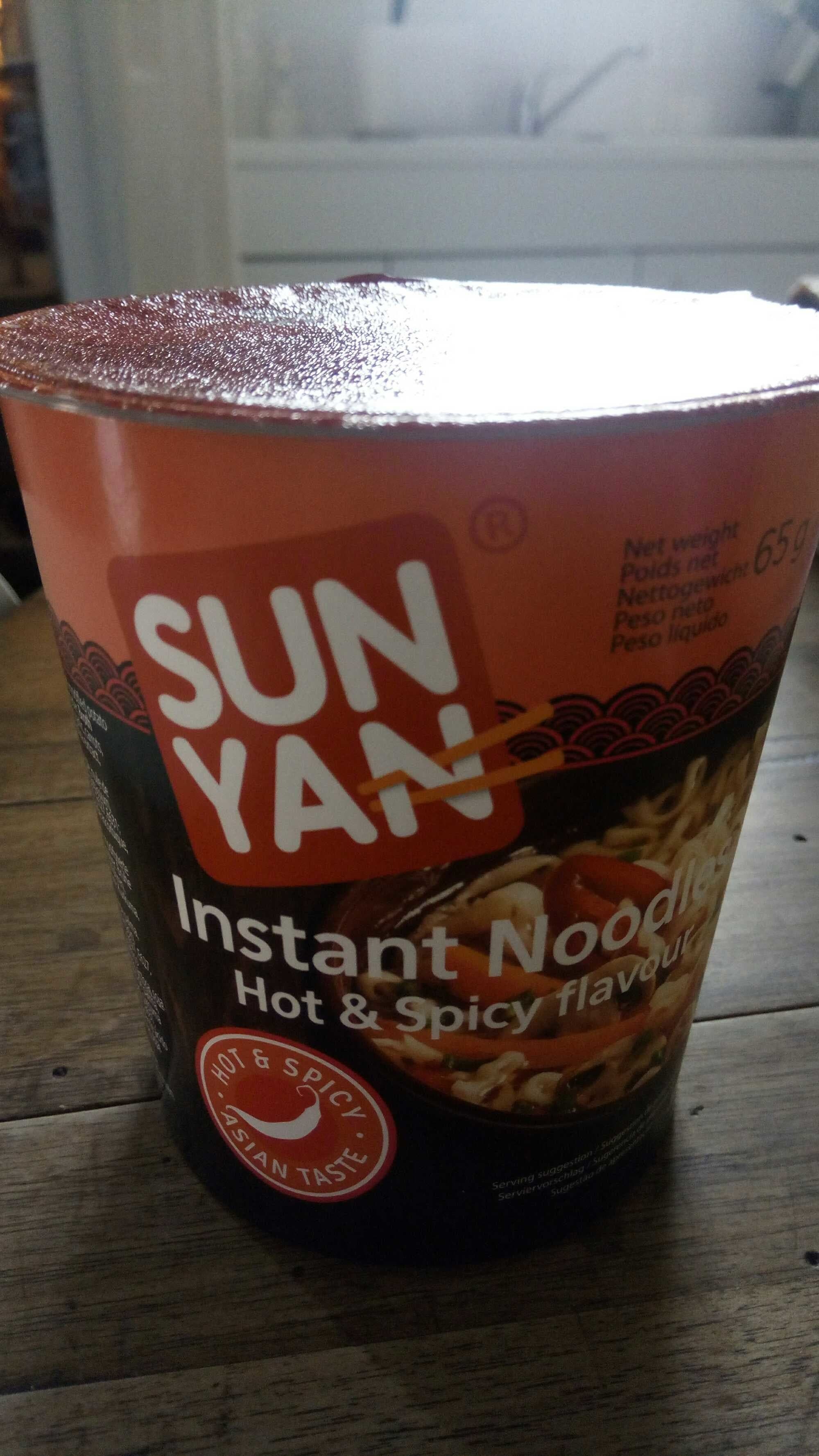 Sun Yan Sunyan Cup Noodles Hot &spicy packshot