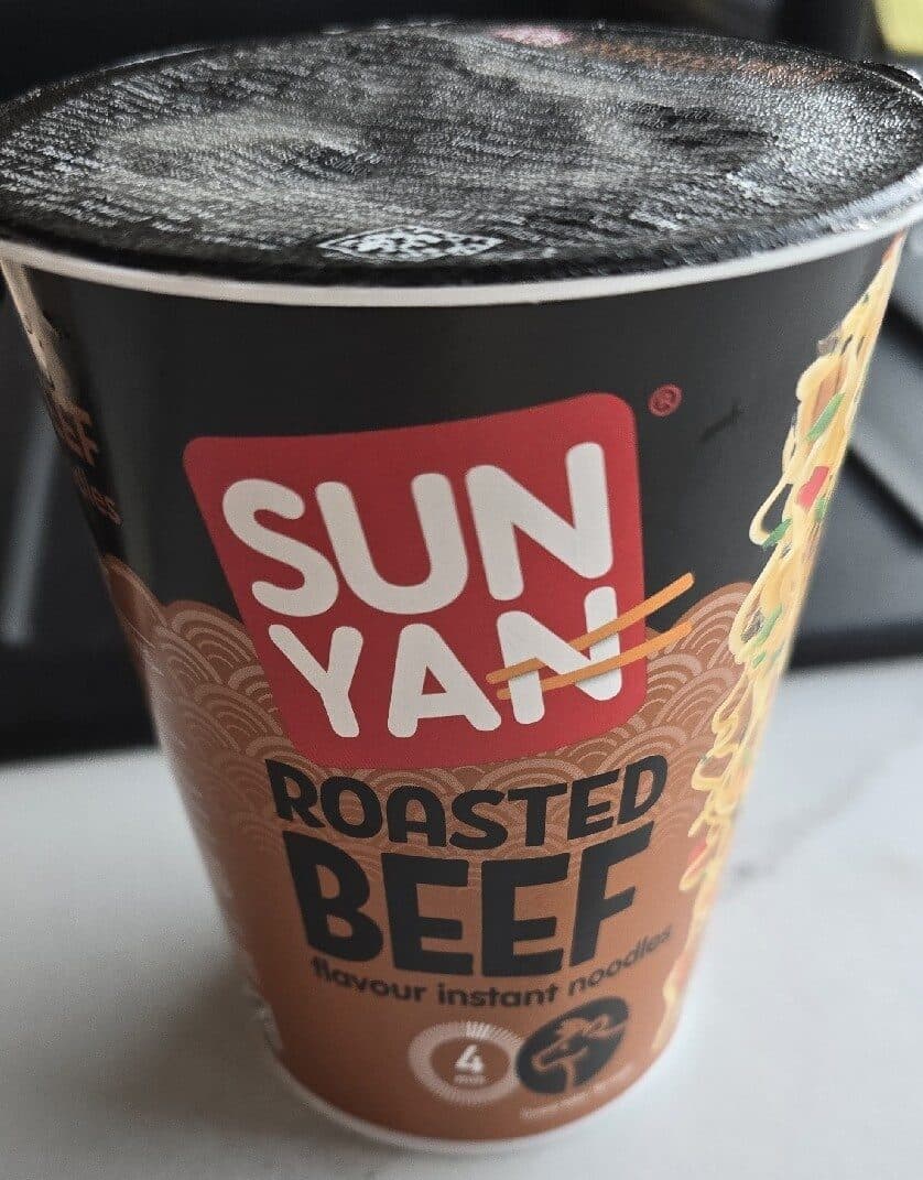 Sun yan Noodles sun yan beef packshot