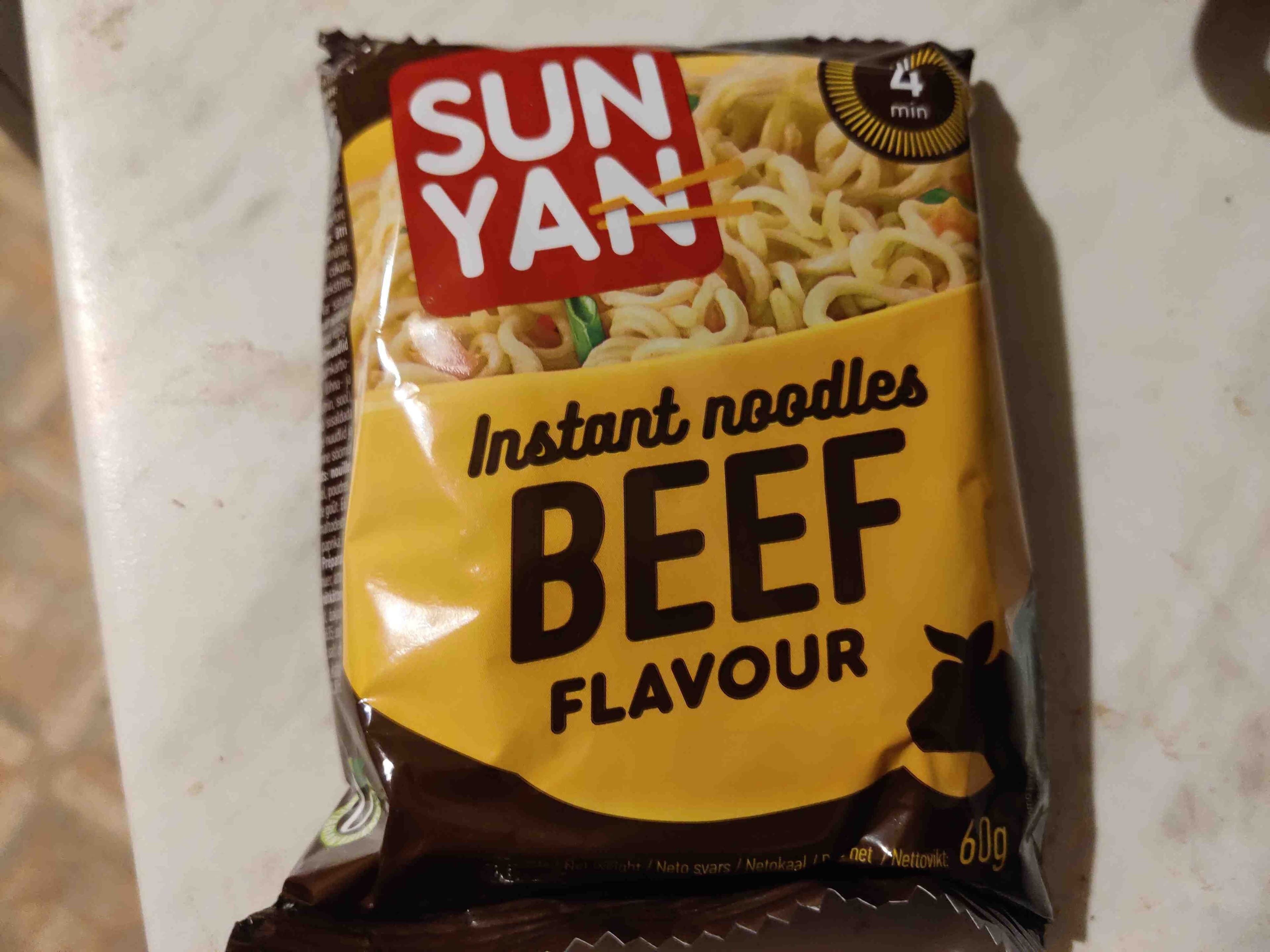 Sun yan Instant noodles beef flavour packshot