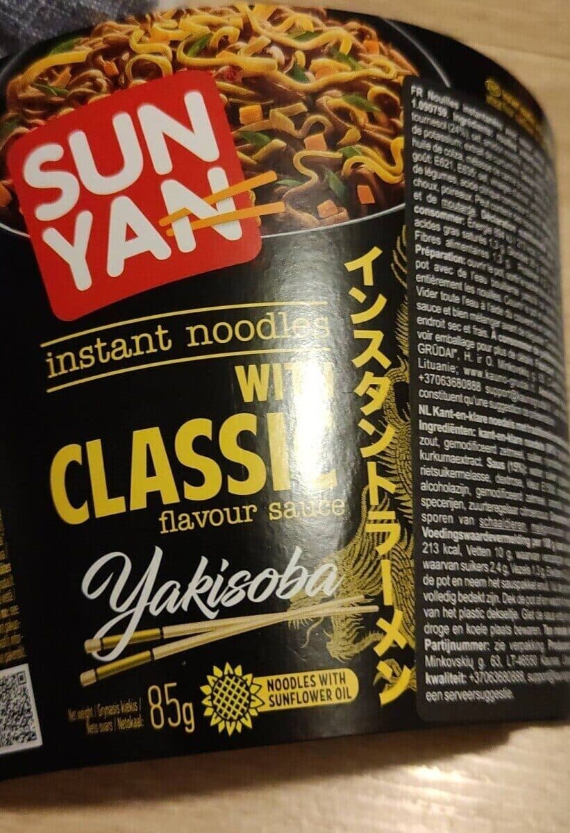 Sun Yan Classic Yakisoba Noodles packshot