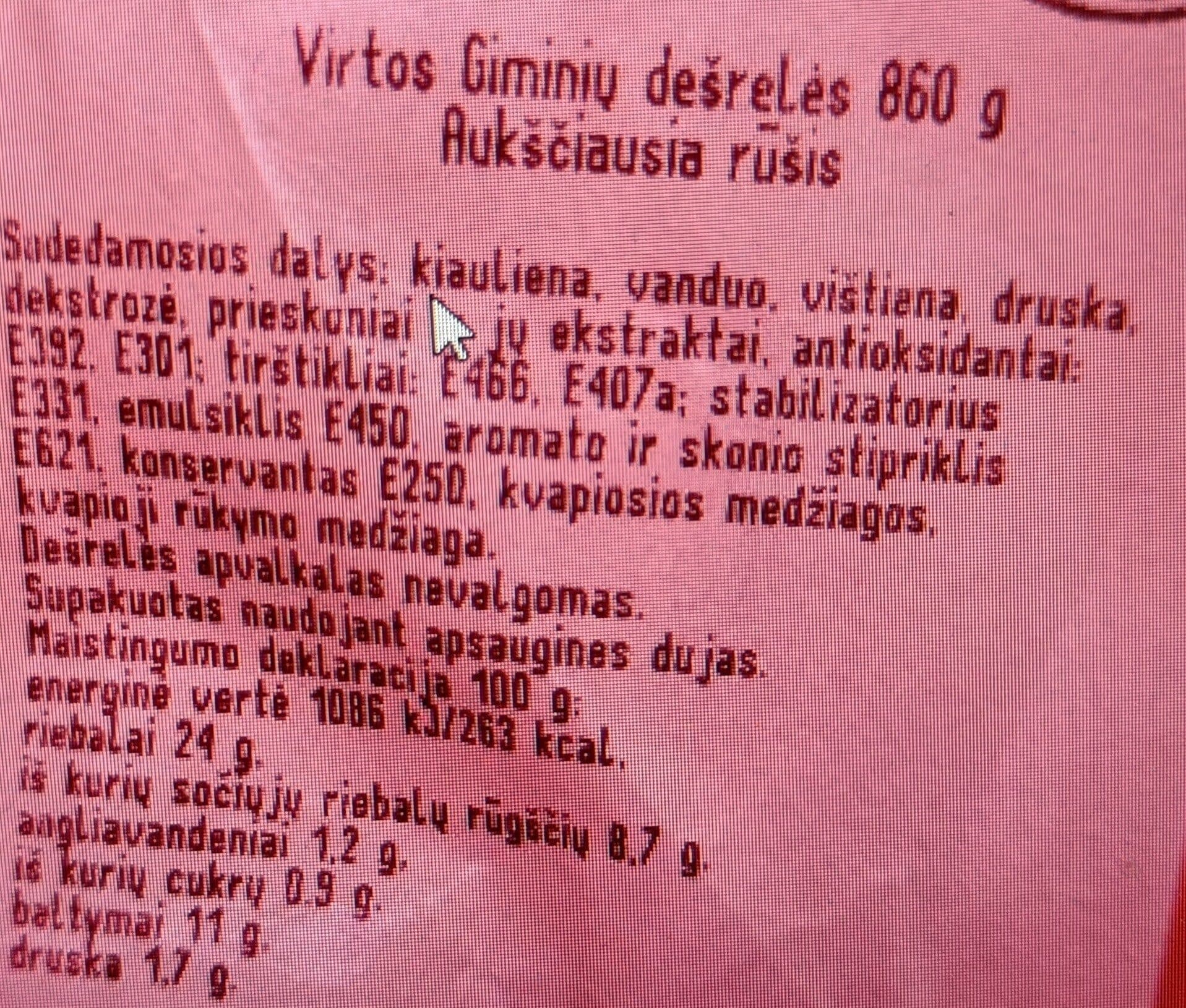 Giminių giminių dešrelės packshot