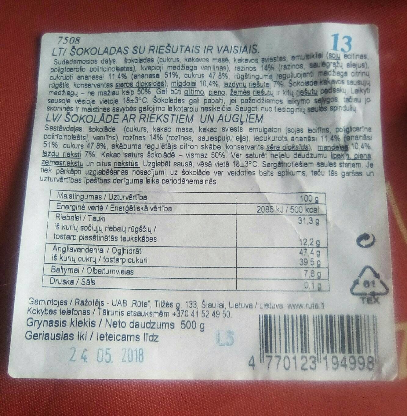 Chocolat Amandes Noisettes Raisins Lituanien Chocolate With Nuts And Fruits, packshot
