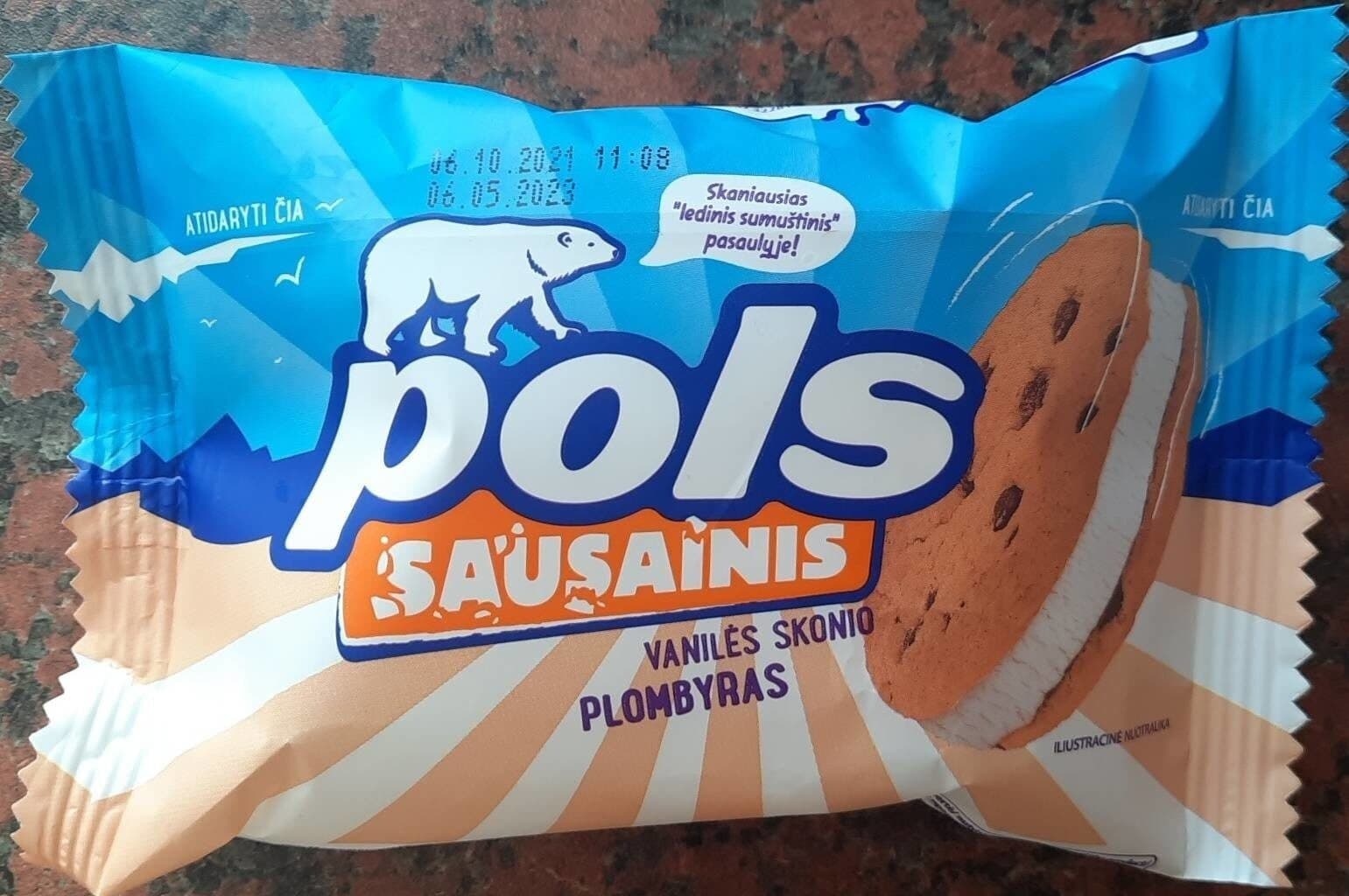 Pols Vanilla Flavoured Ice Cream with Cookies packshot