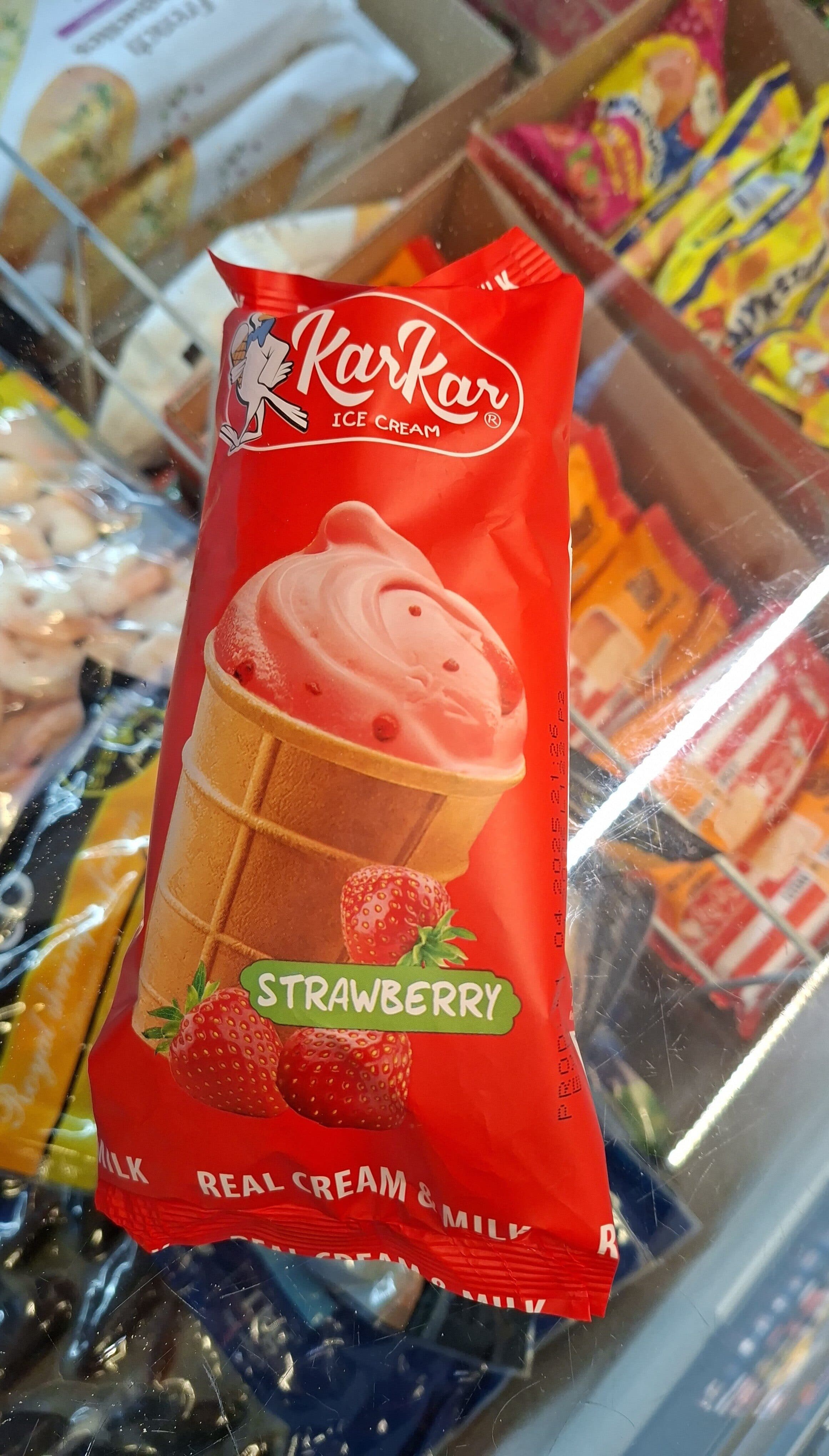 Kar Kar Kar Kar Strawberry Ice Cream packshot